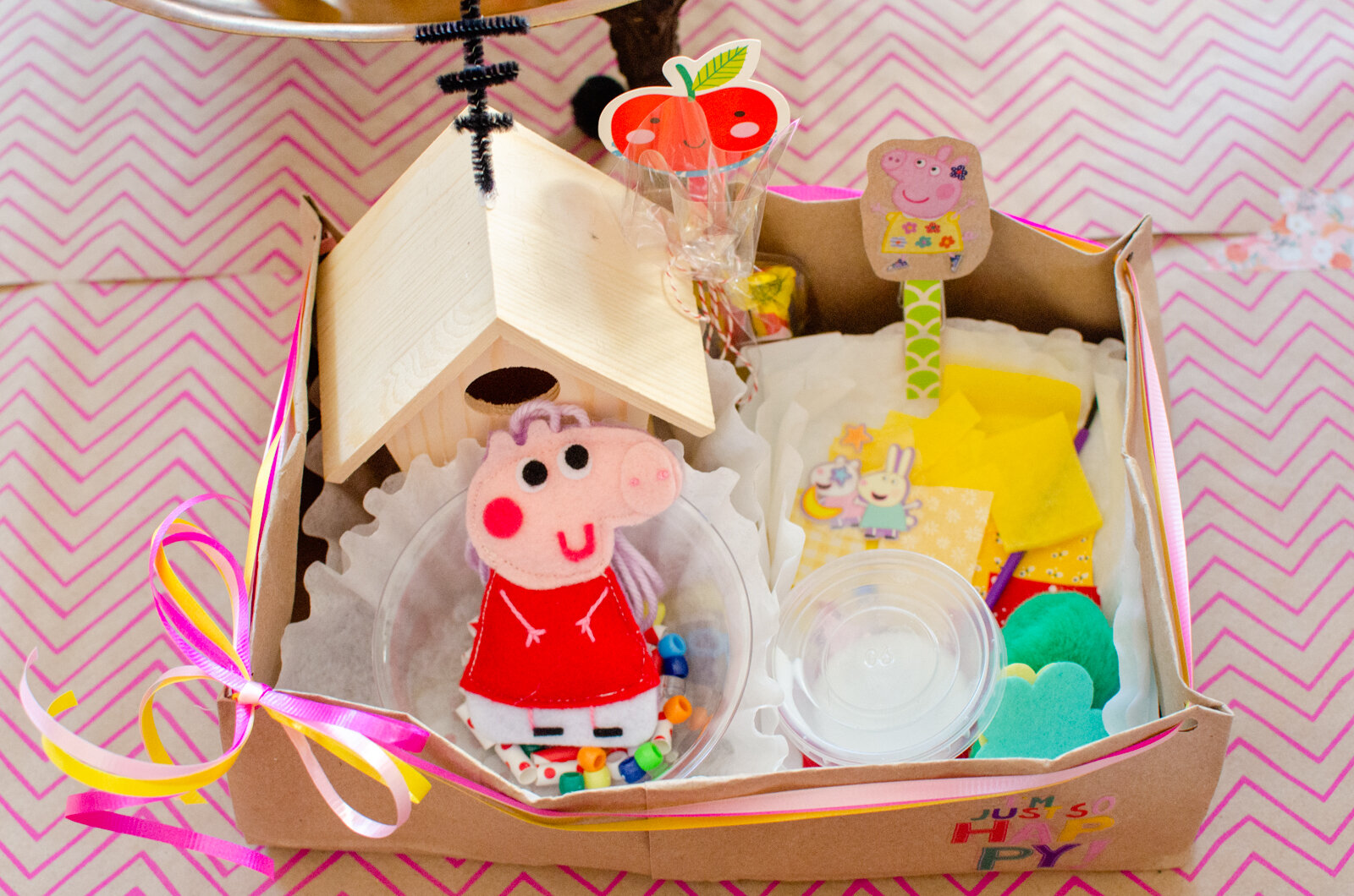 Peppa Pig House Favor Box - Custom Embellished Design – Funfetti