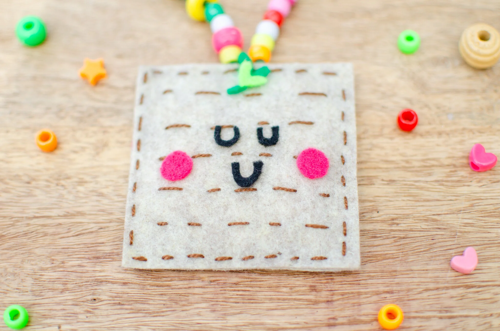 DIY Puffy matzah necklace — Our Happy Tribe