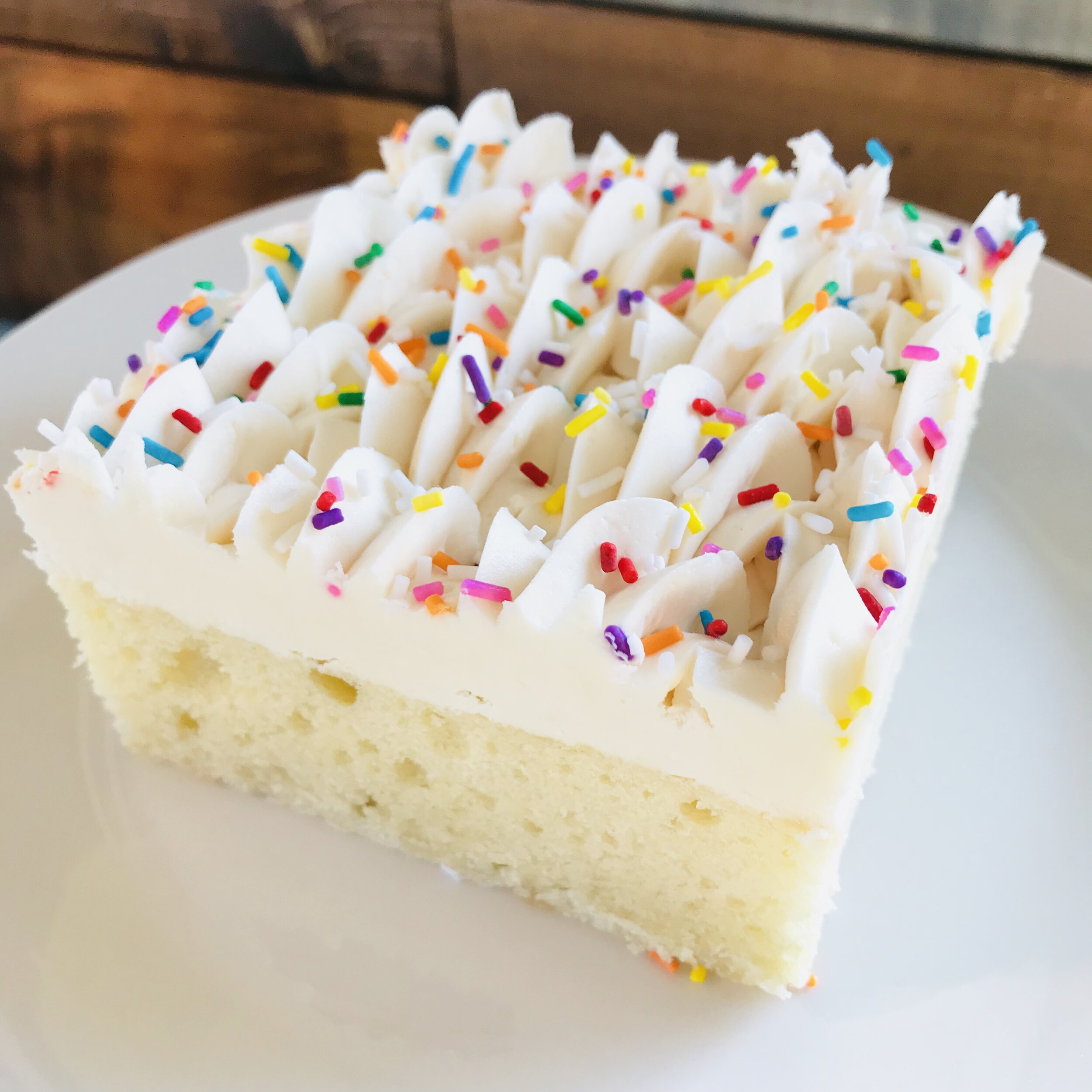 Vanilla Cream Snack Cake 