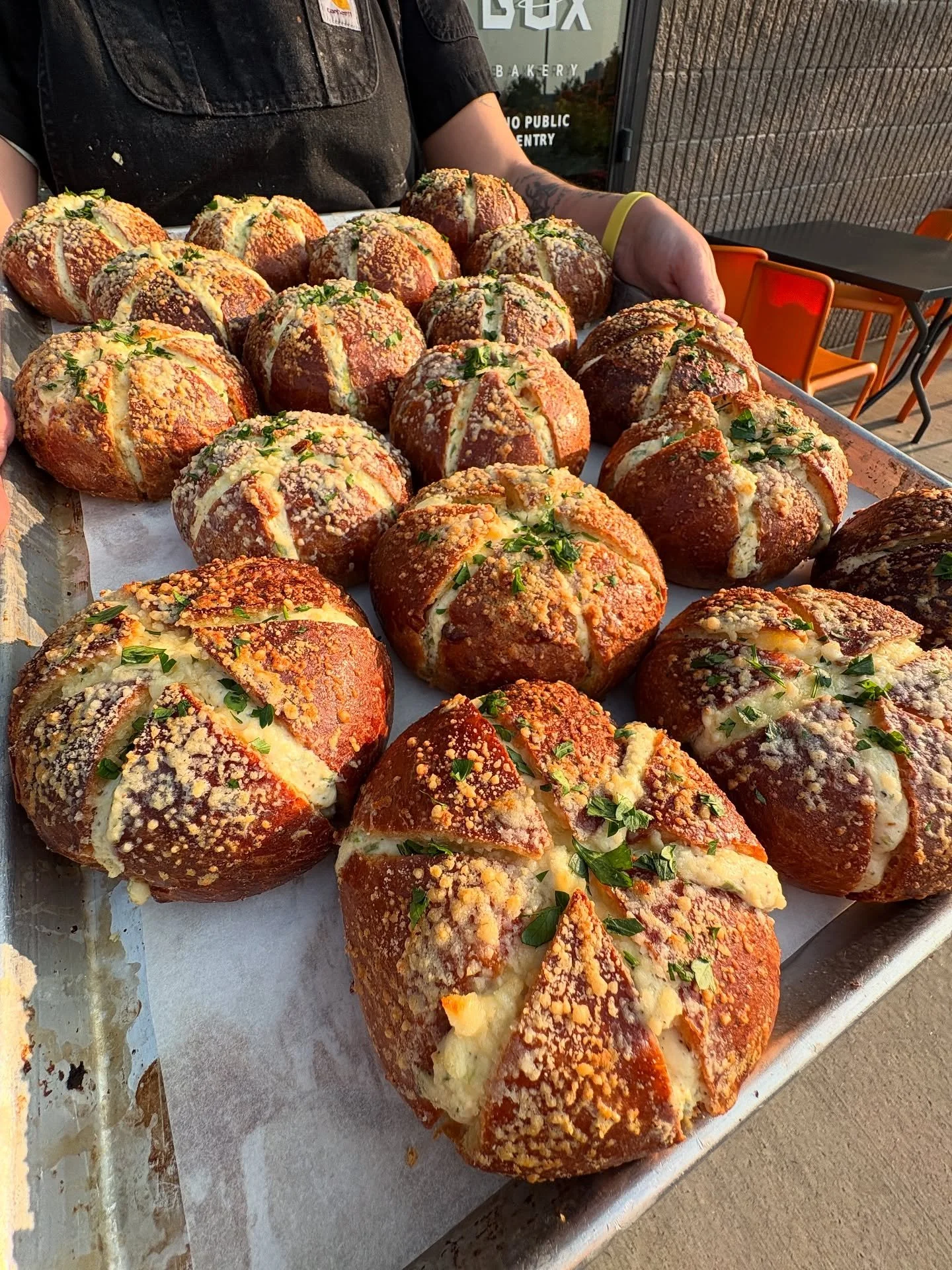The UAP - if garlic bread and a cream cheese bagel made a baby 🙌🏻🙌🏻🙌🏻
