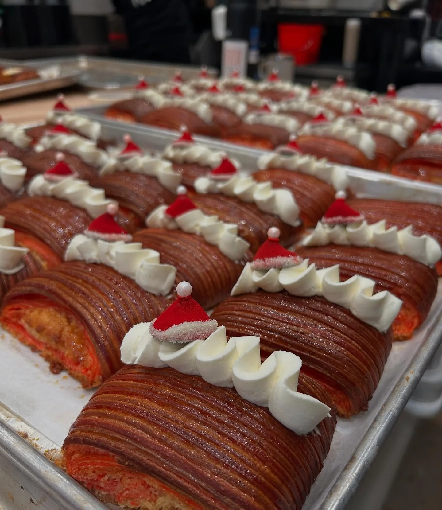 Our holiday pre-orders are officially LIVE 🎄✨
So many cozy treats to choose from:
&bull; Parker House rolls (frozen or baked)
&bull; Cinnamon roll six-pack (frozen)
&bull; Melted Snowman croissant
&bull; Festive butter croissant
&bull; Peppermint mo