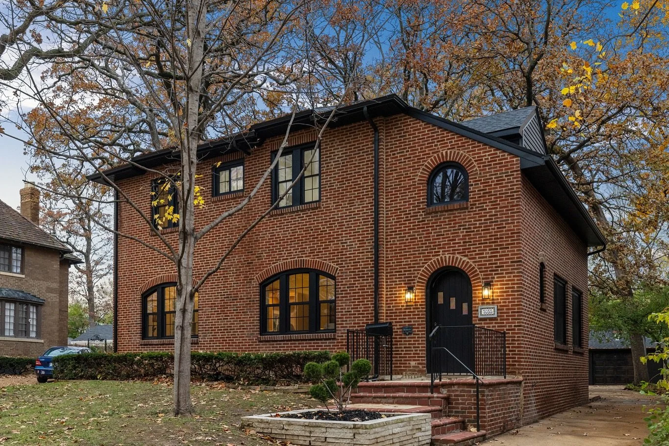 COMING SOON! Nestled in the heart of UCity is our latest renovation &ndash;&nbsp;a 3 bed, 2 bath home walking distance to Washington University. 

We loved leaning into the classic charm that 7055 Forsyth offers with arched doorways and custom woodwo
