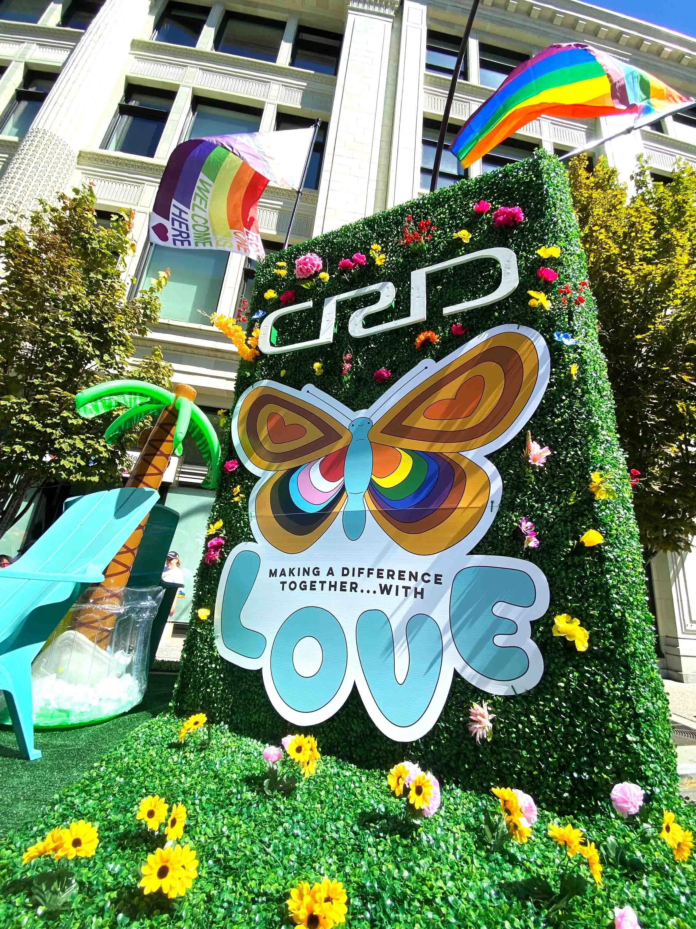 pridefloat.jpg