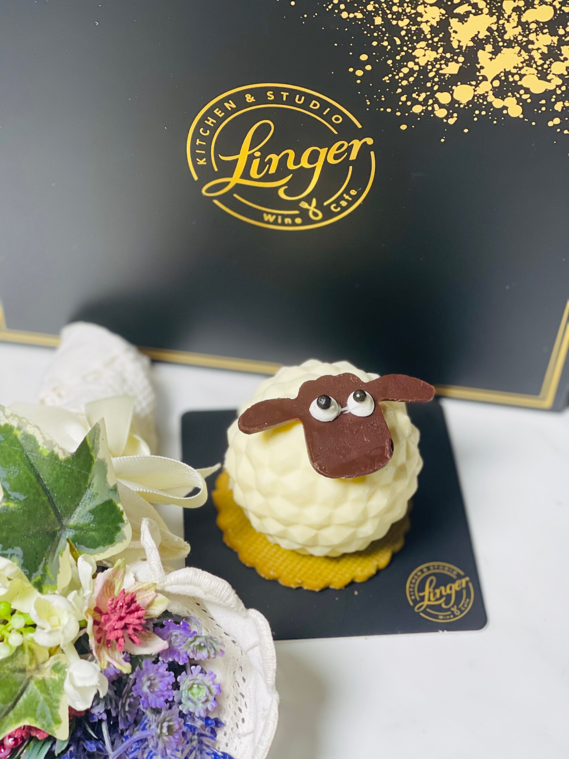 0D5F6991-14AB-4A84-9BDC-1C9601FD6CEB