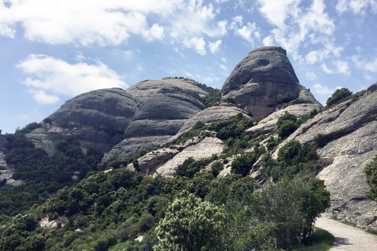 Trekking Montserrat
