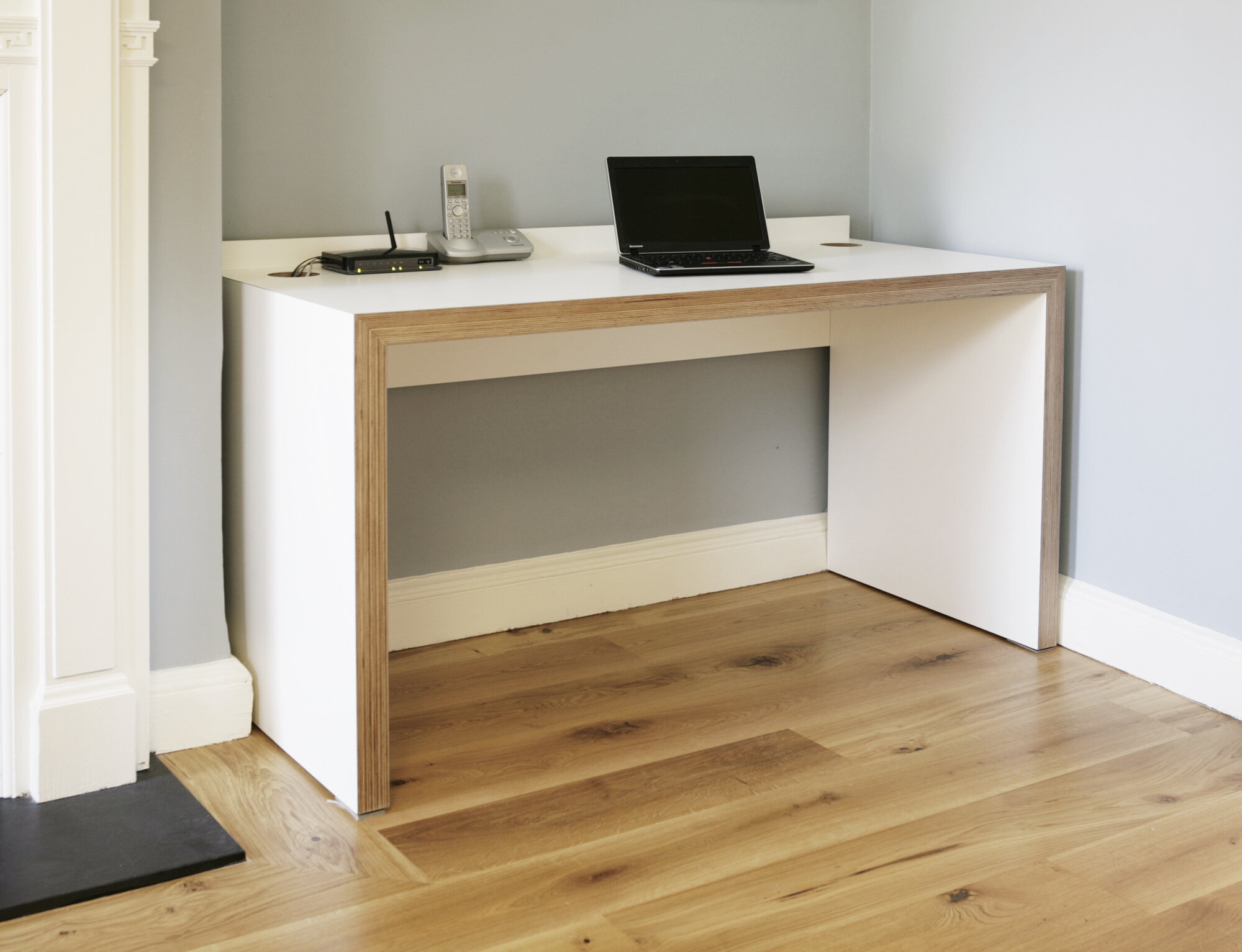 johns_desk.jpg