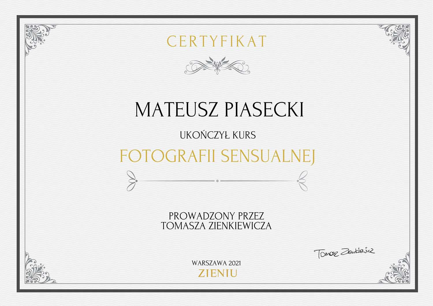 Certyfikat-Mateusz-Piasecki-fotografia-sensialna-zieniu.jpg
