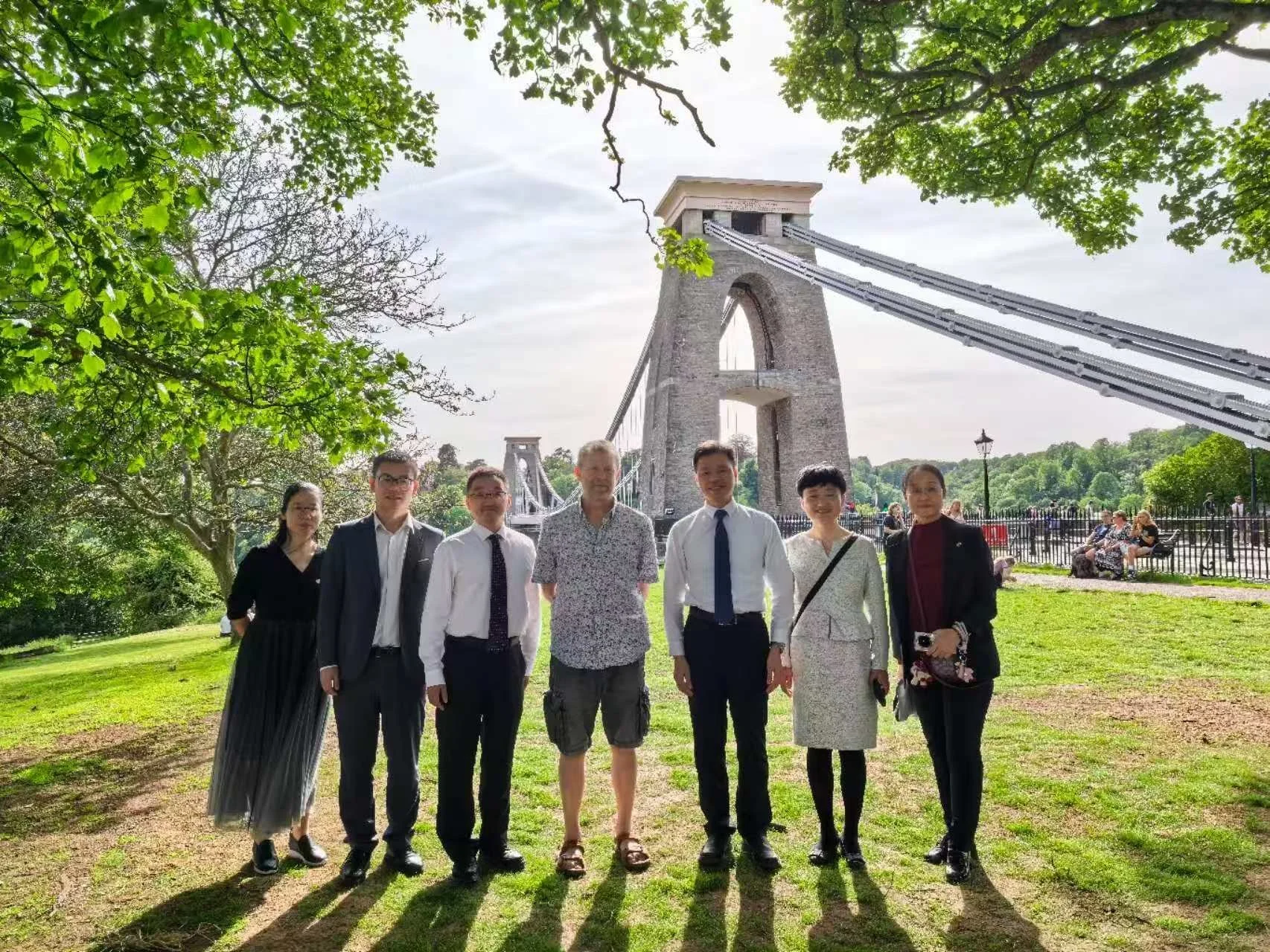 Guangzhou delegation visits Bristol as cities mark 25 years of twinning