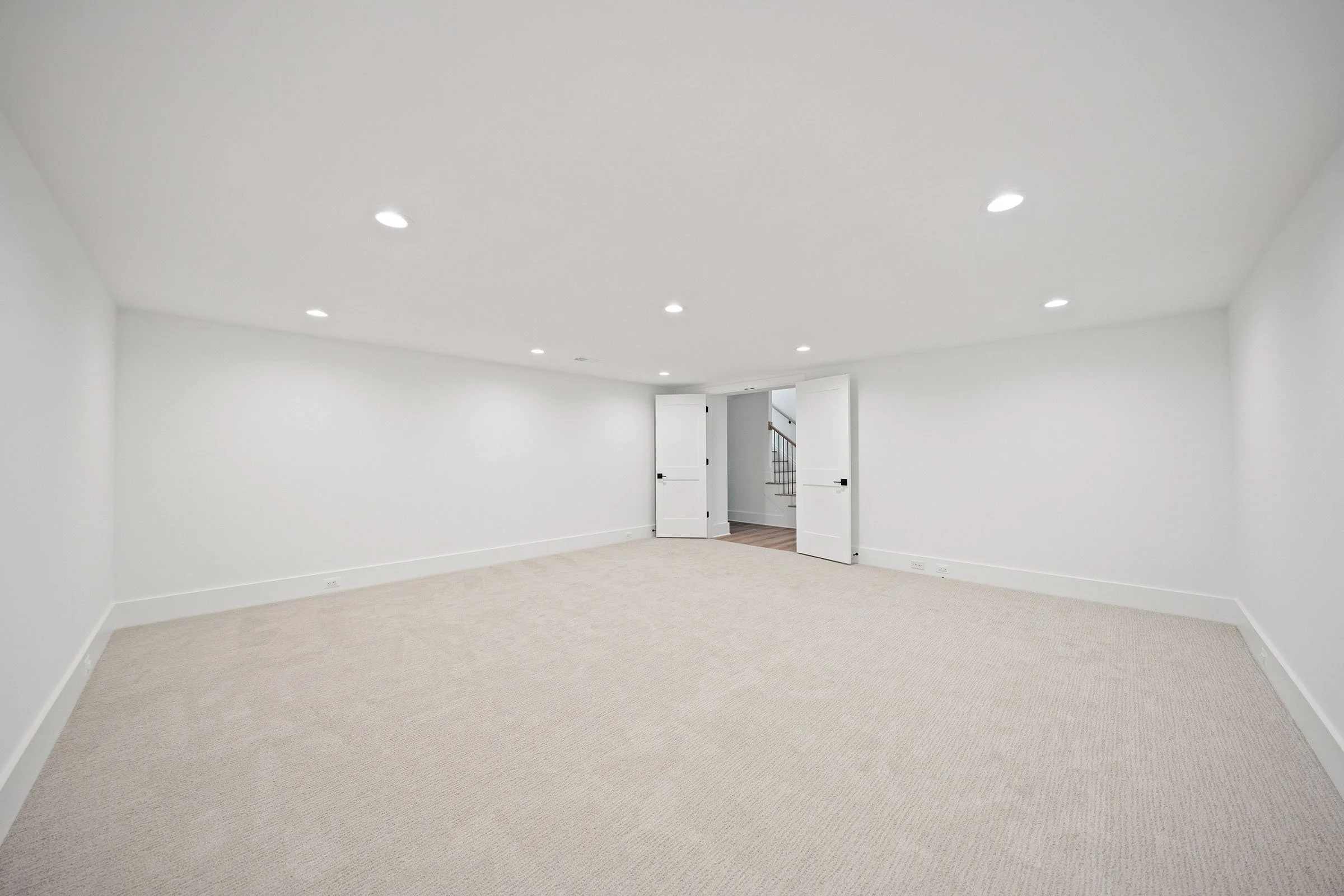 600-29th-rd-s-basement-rec-room-2.jpg