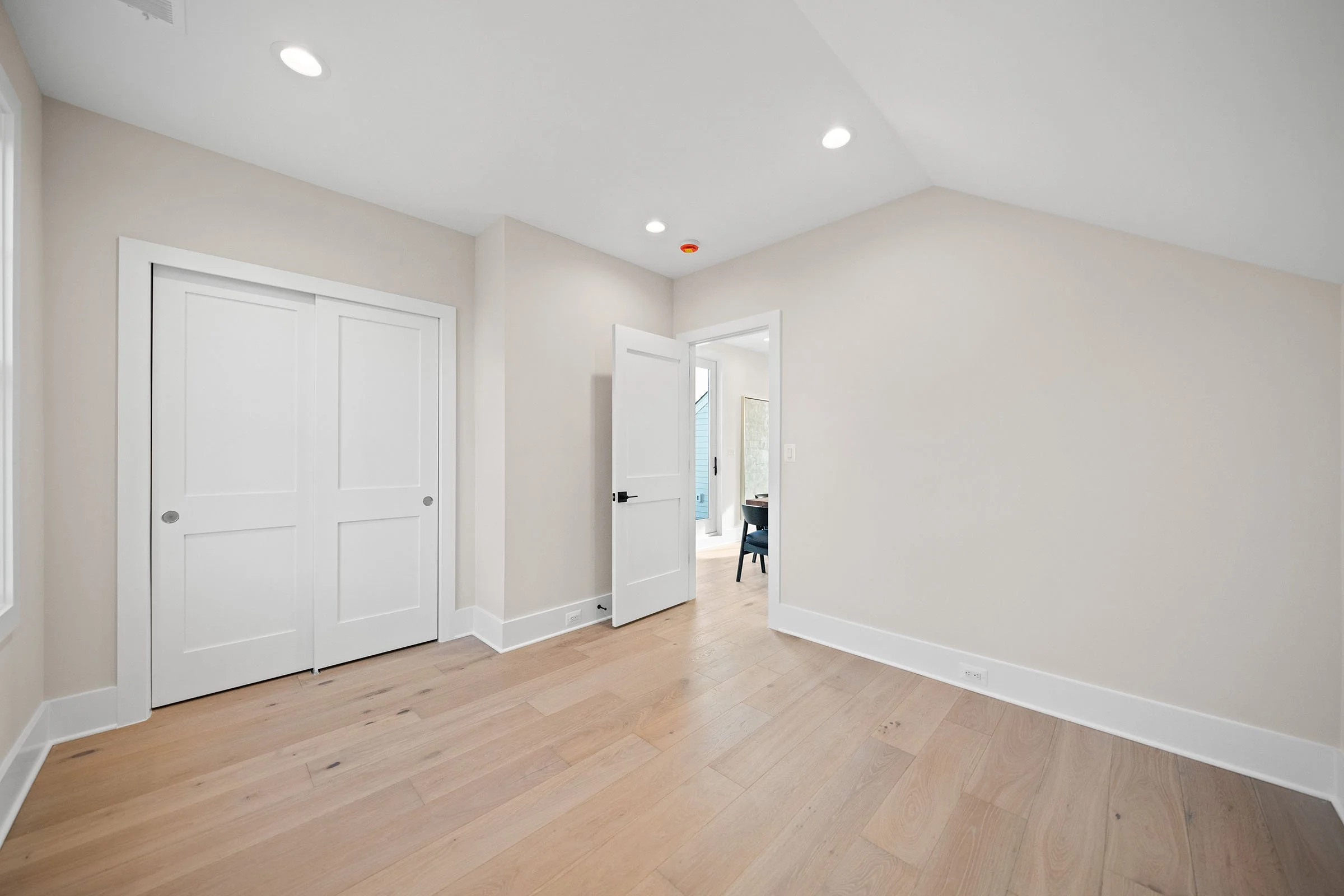600-29th-rd-s-loft-bedroom-2.jpg