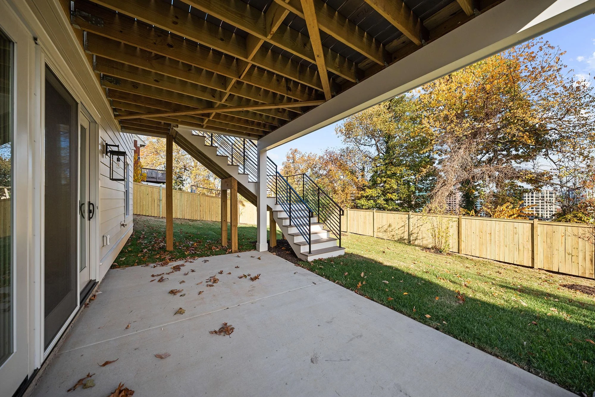 600-29th-rd-s-patio.jpg