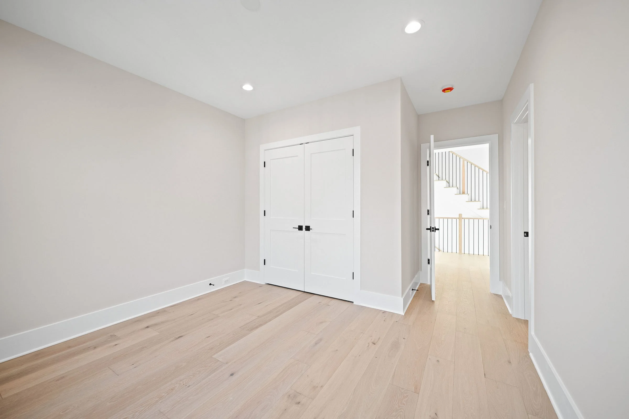 600-29th-rd-s-secondary-bedroom-2.jpg