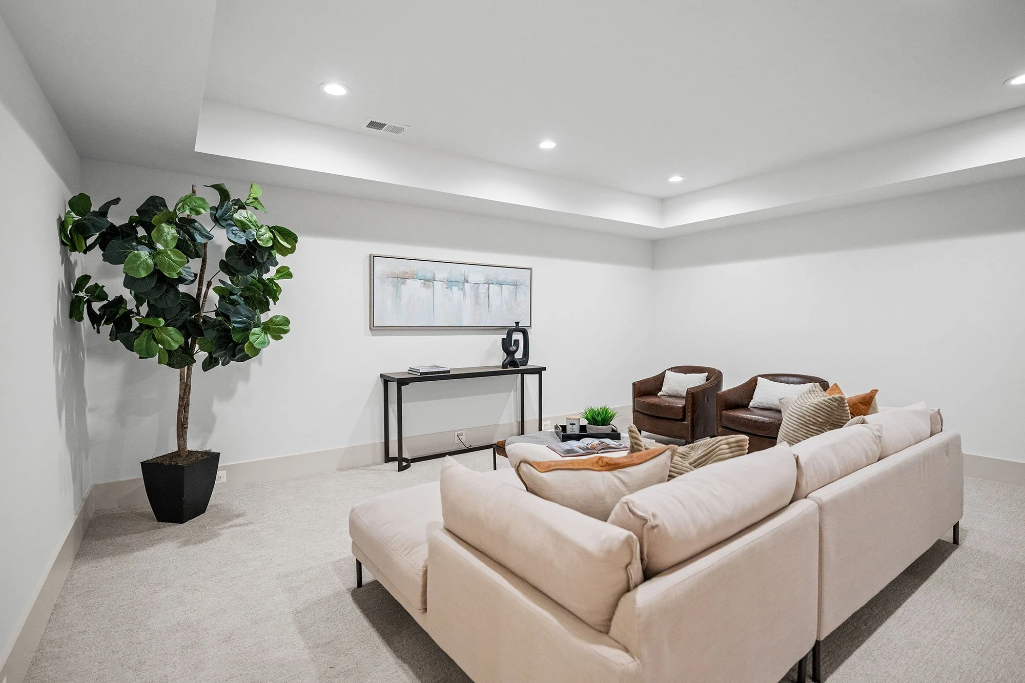 2133-n-oakland-st-basement-rec-room-1.jpg