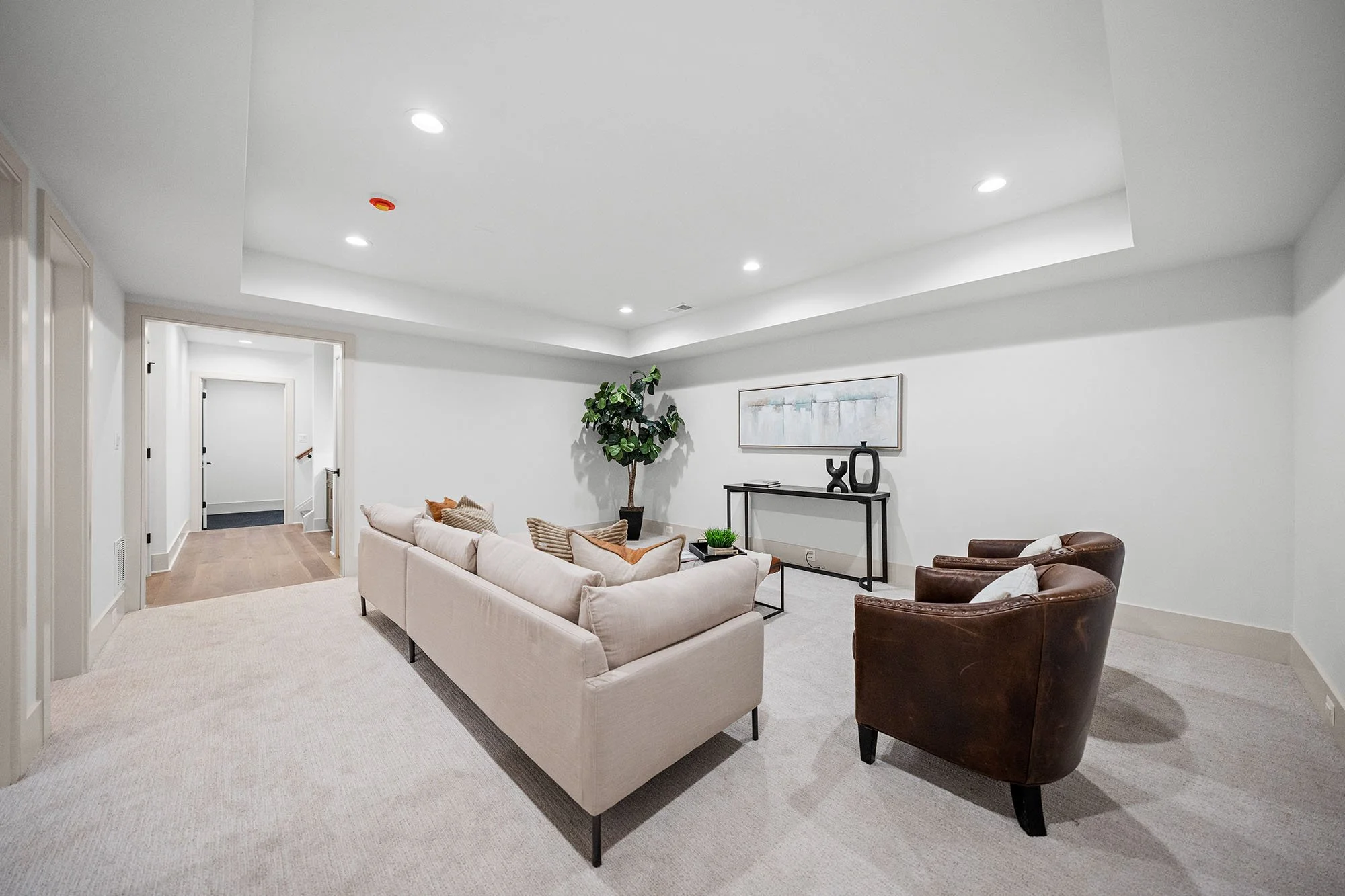 2133-n-oakland-st-basement-rec-room-2.jpg