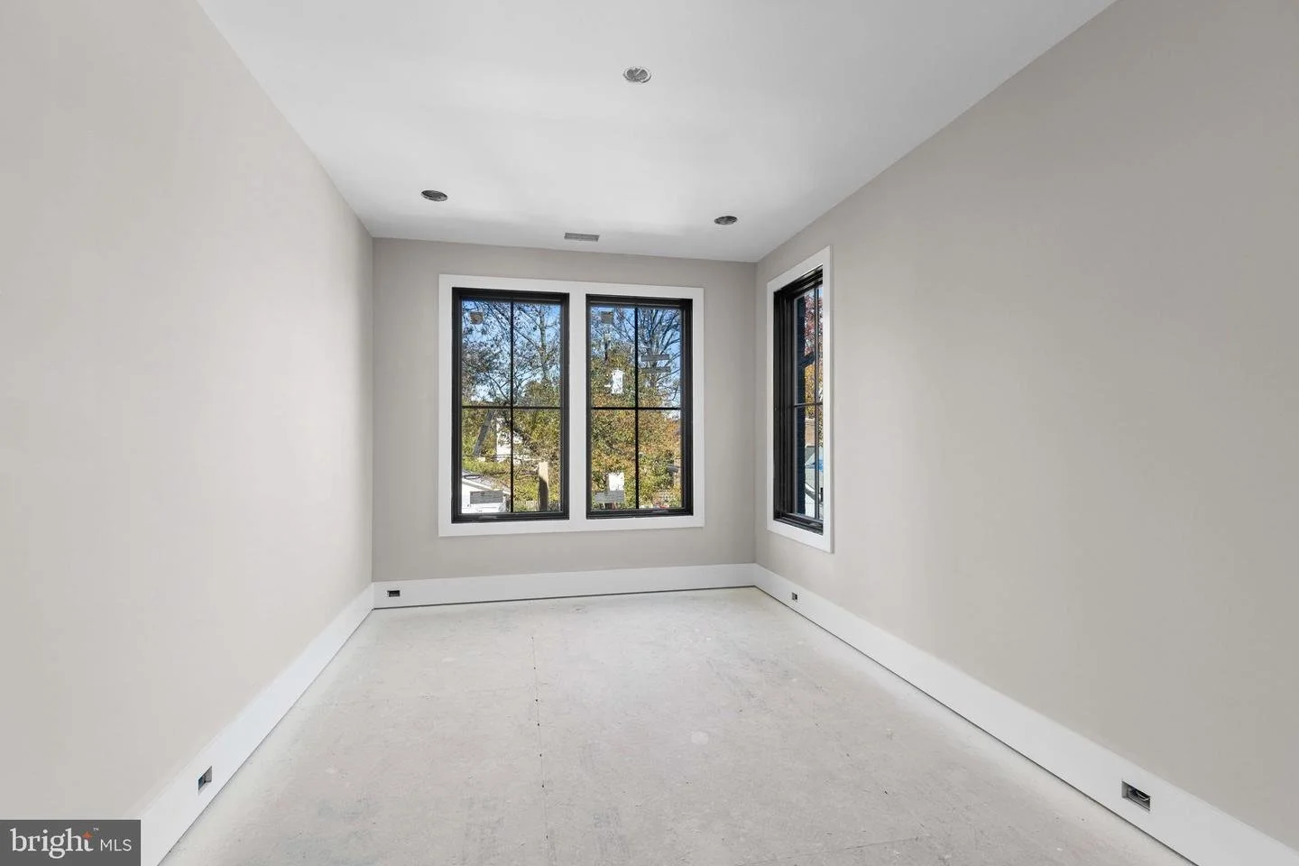 5206-12th-street-n-study.jpg