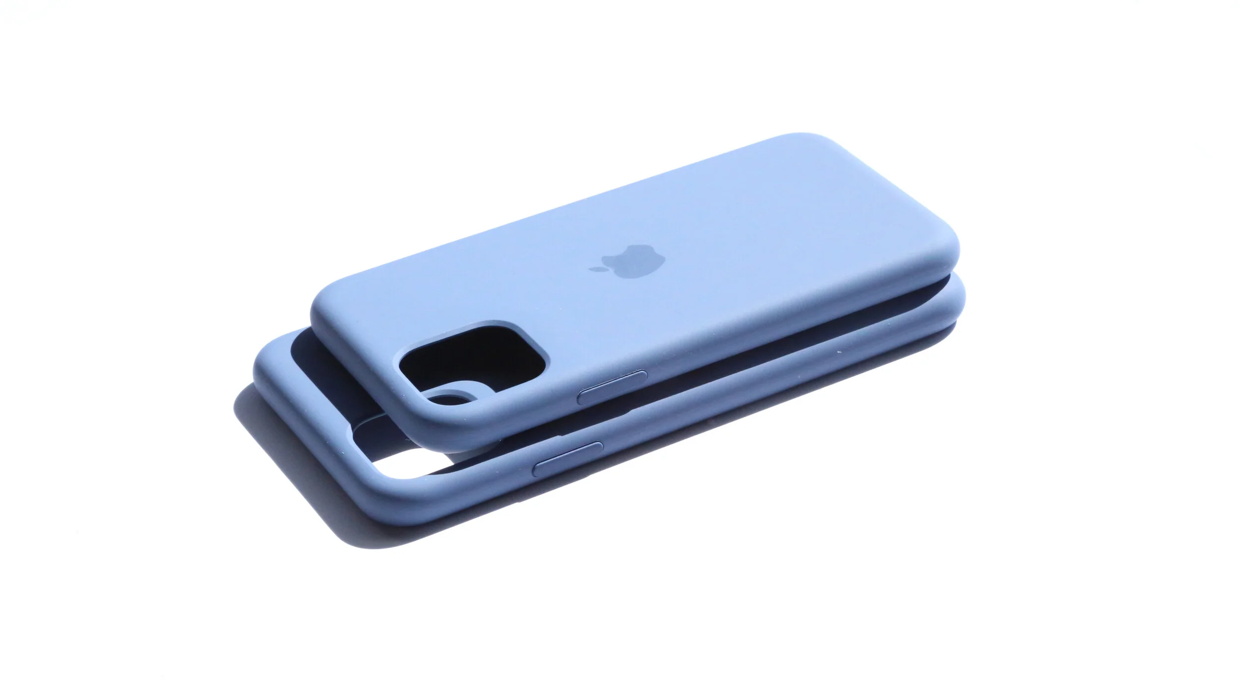 COSMO_Iphone11.1_AG.jpg