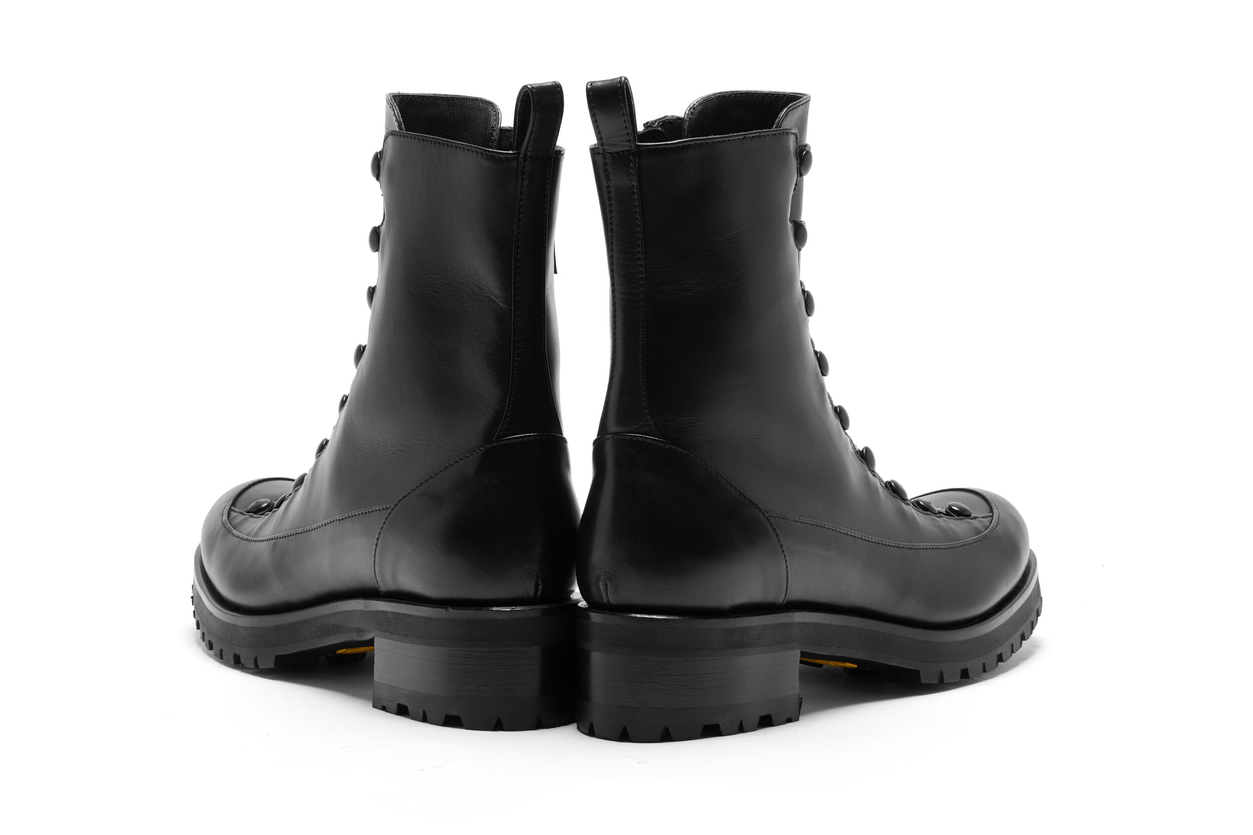 AW18-G01_Dresden_Black_03.jpg