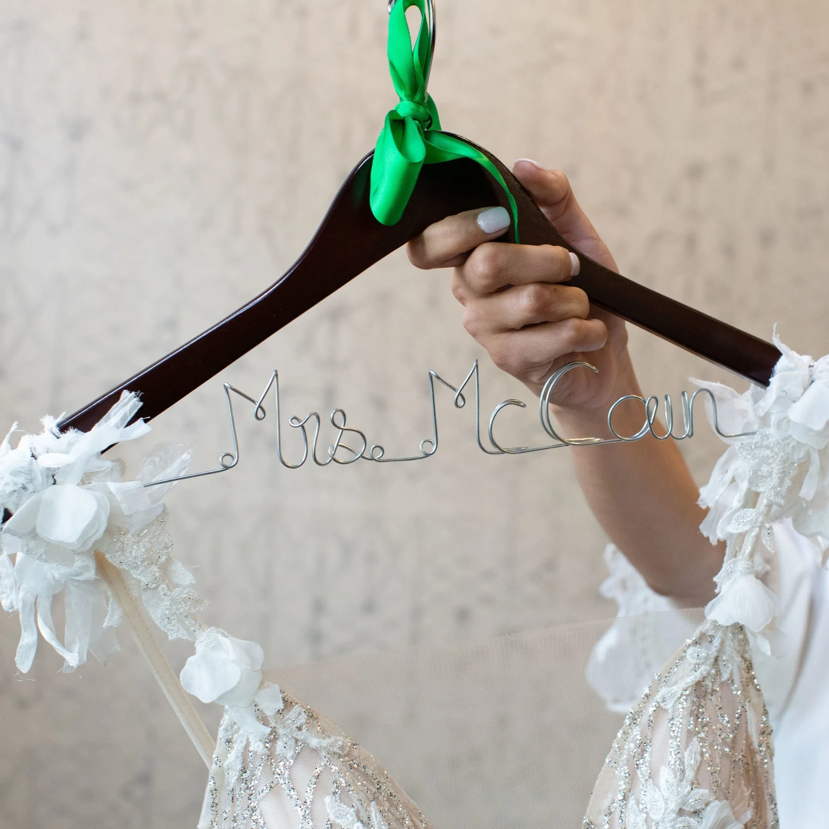 AMAZING PROPS THAT WILL THRILL PRE-WEDDING PHOTOSHOOT