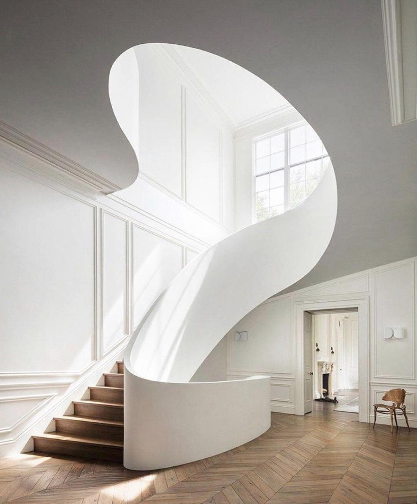 This is my idea of a stairway to heaven! #obsessed with staircases that are the architectural focal-point &amp; a stand alone masterpiece ❤️ 📷@stevenharrisarchitects