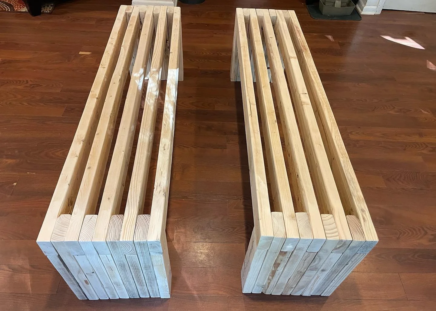 Hand made wooden benches, made from reclaimed materials! Hot off the press. 5 footers, $100, 4 footers, $80✌🏻DM if interested.