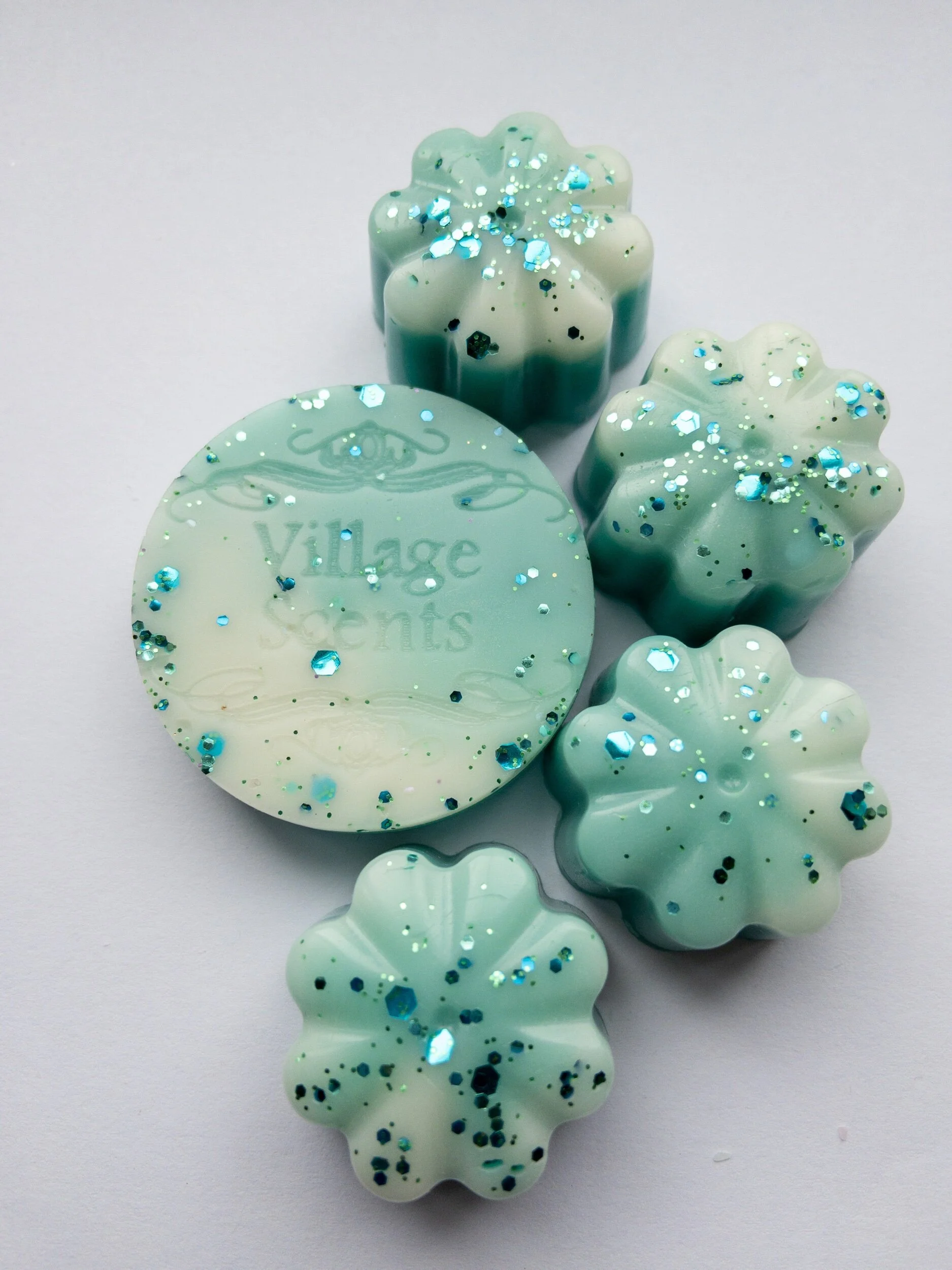 40C938B3-65B8-40FD-90CA-2A7E0A7512BD