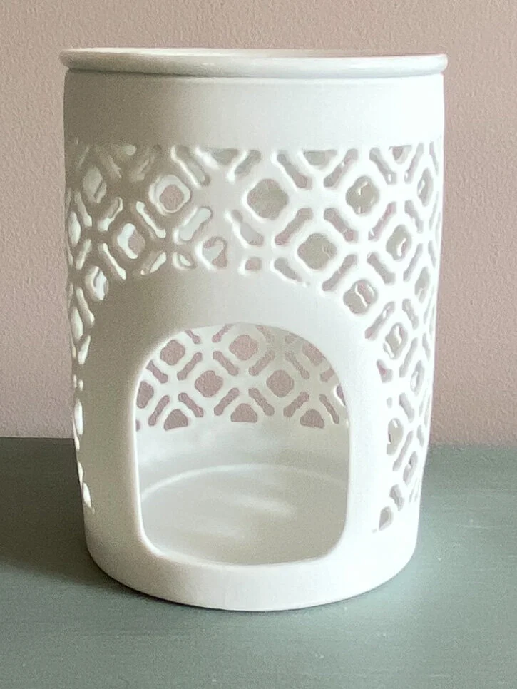 6538D61E-32CA-4A02-810E-0680027DA868