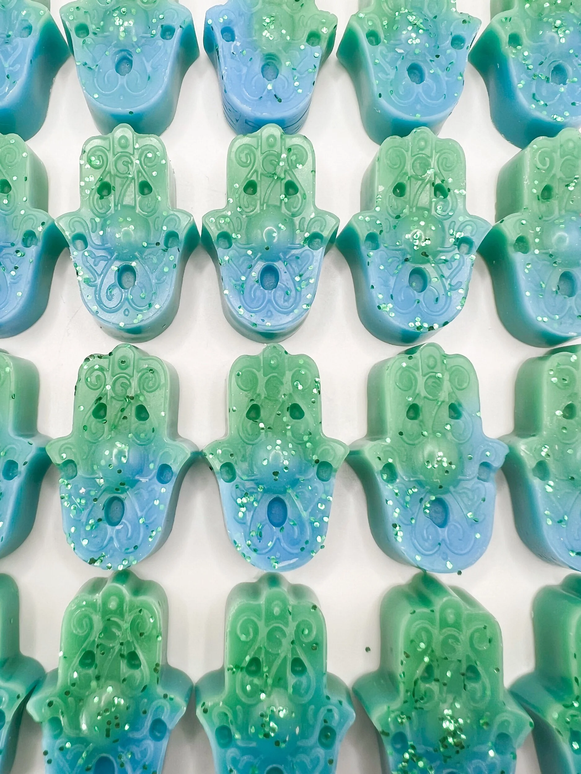 09953951-5BB4-4EB2-A1BC-FF3B0921AB0D