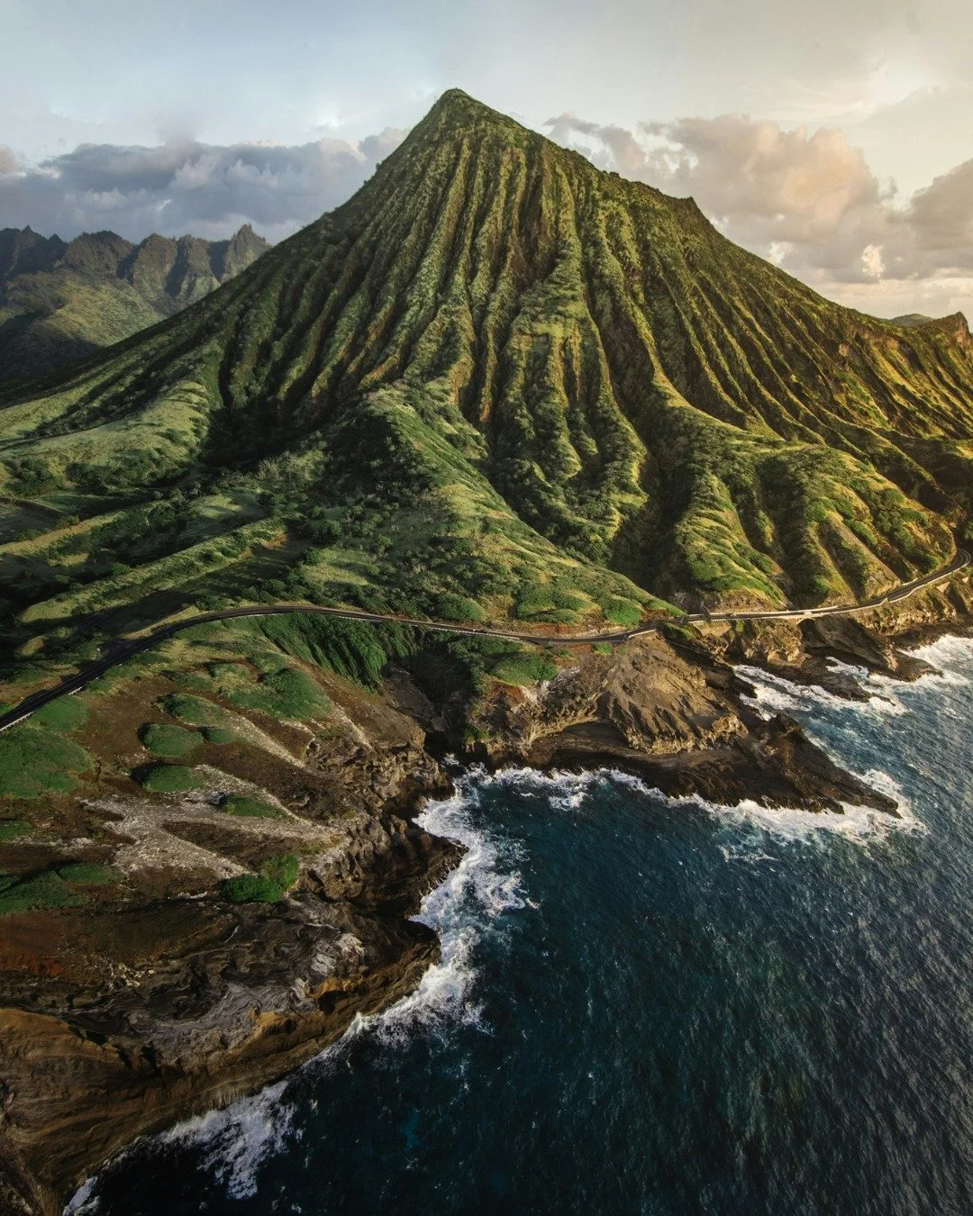 Hawaii isn&rsquo;t one-size-fits-all. The islands each have their own personality.

Maui is perfect for scenic drives and waterfalls.
The Big Island blends volcanoes with world-class snorkeling. Oahu combines city energy with culture and history. Kau