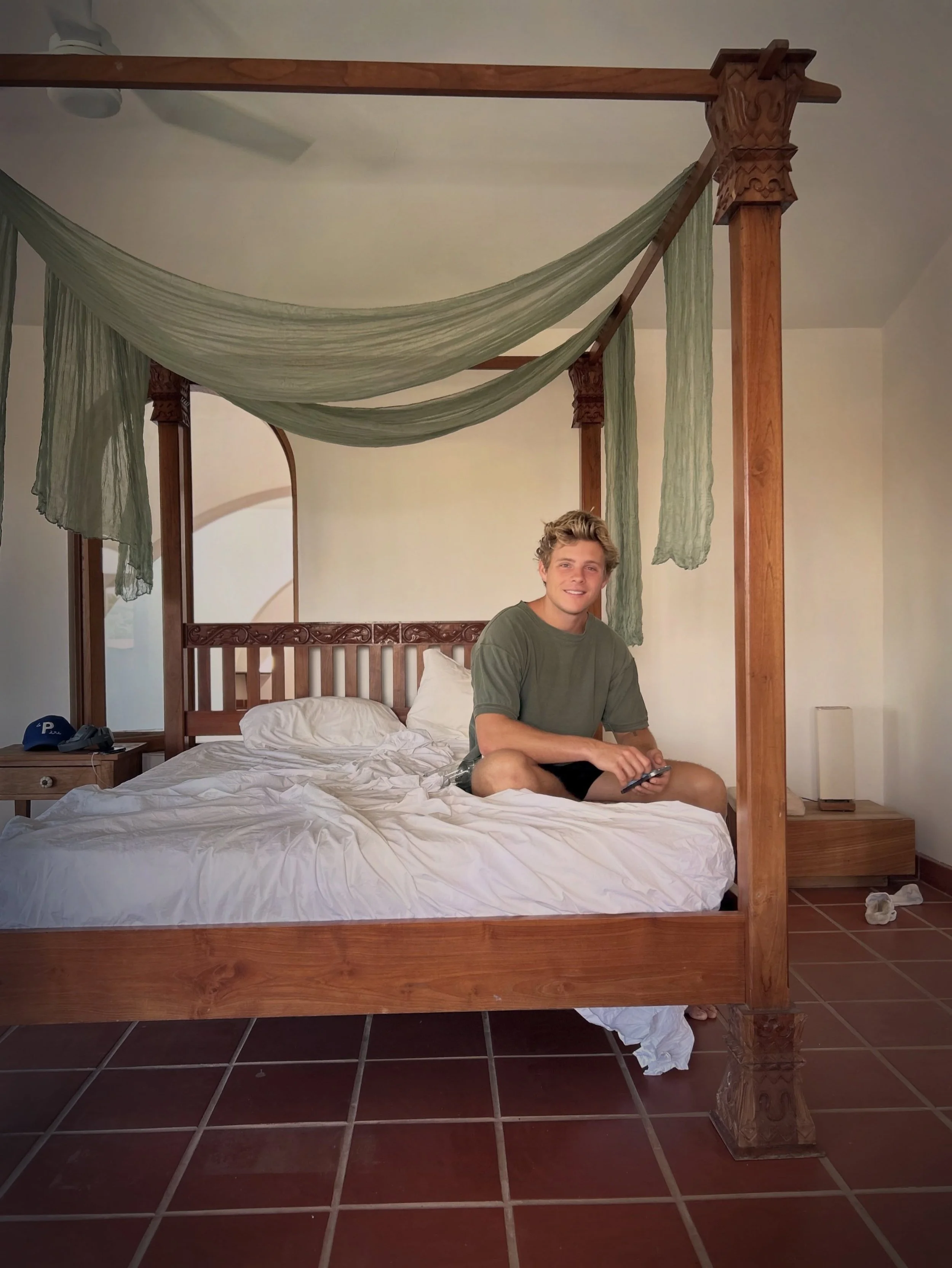 Simple living. 

Surf. 
Yummy food. 
Good company. 

Eli unwinding from a day on the water.