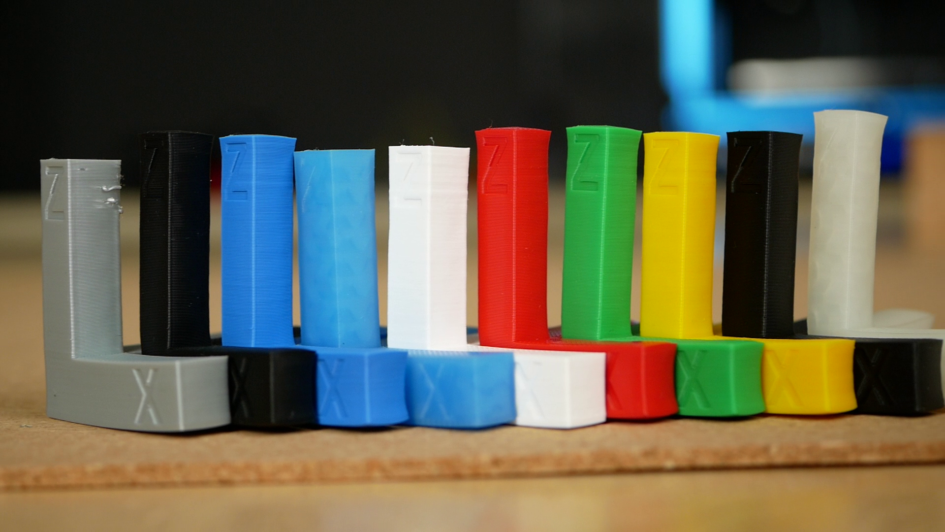 How the color of PLA filament influences 3D printed part strength — CNC  Kitchen