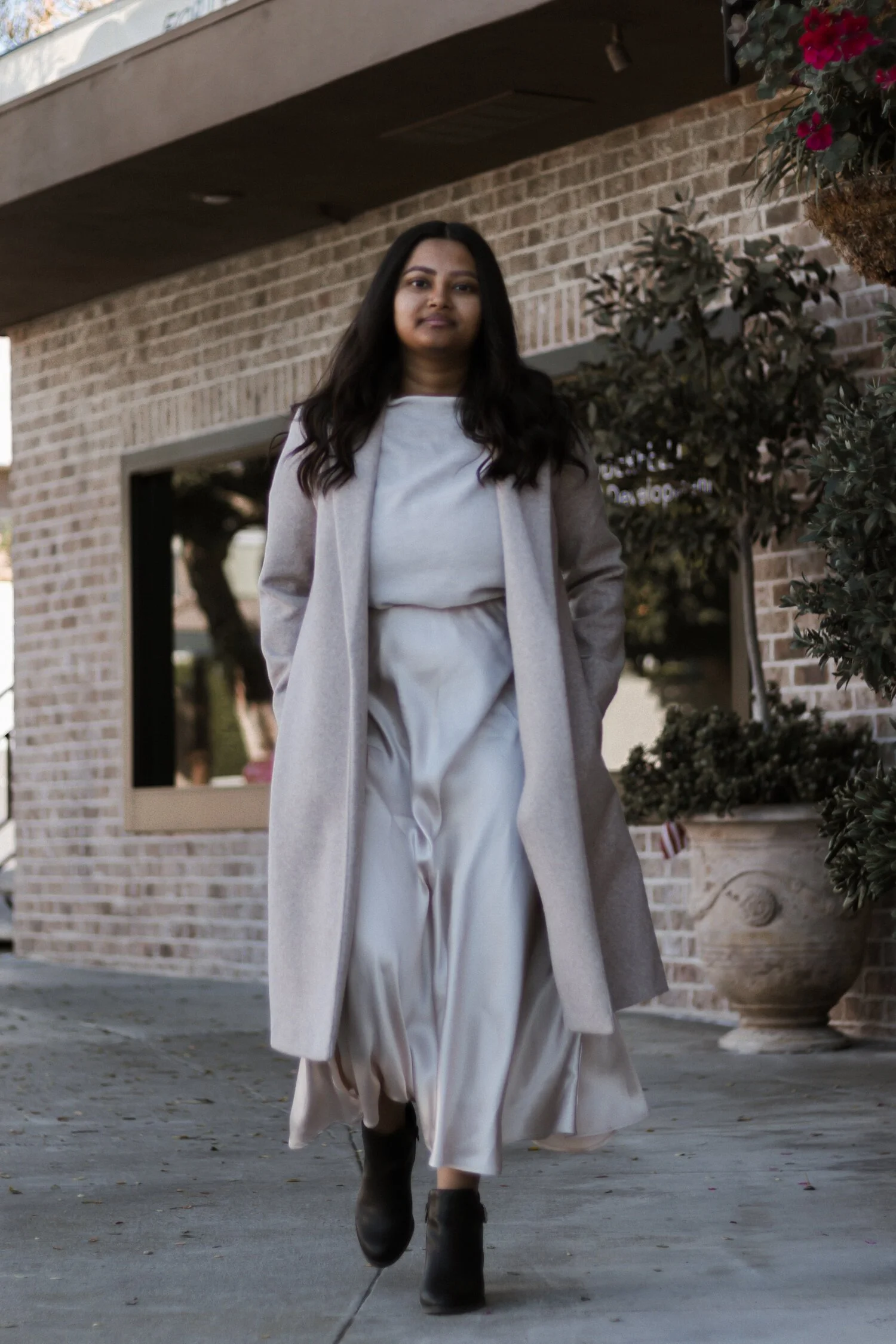 5 Classy Ways to Style a Midi Skirt