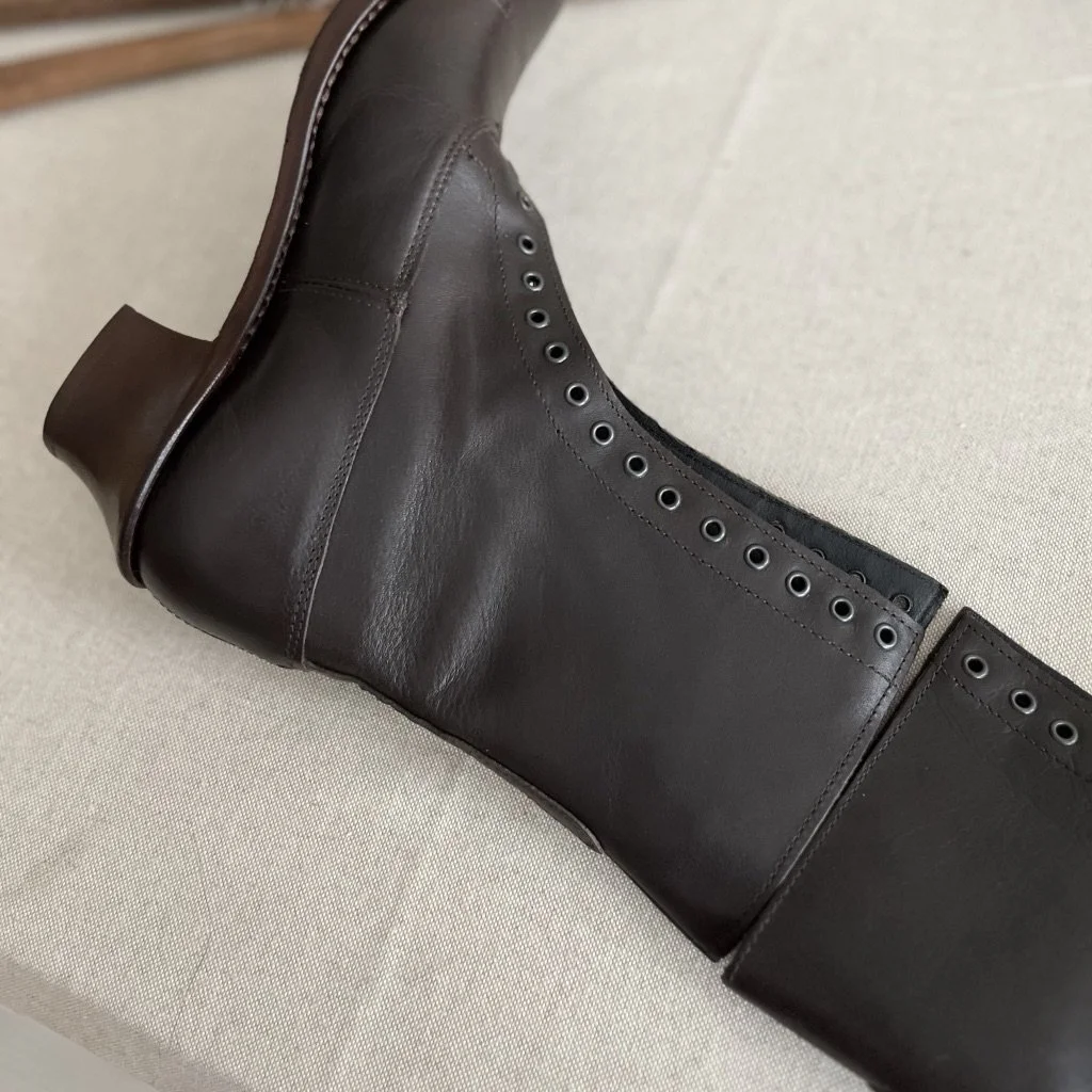 IMPERFECT BEAUTIES. Darkest Brown Edwardian Pointy toe Lace up Boots