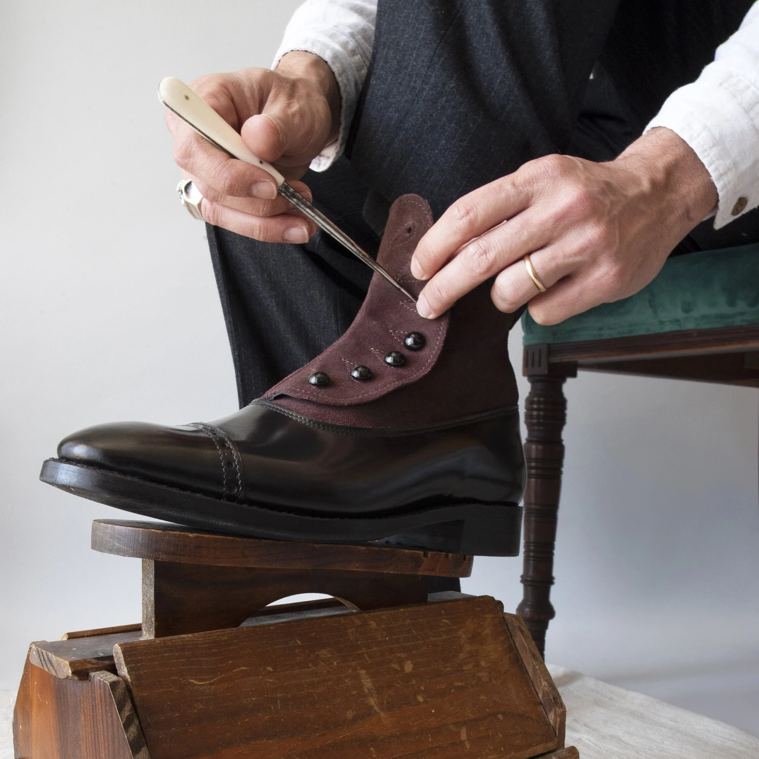 Cropped_VICO6_burgundy6.jpg