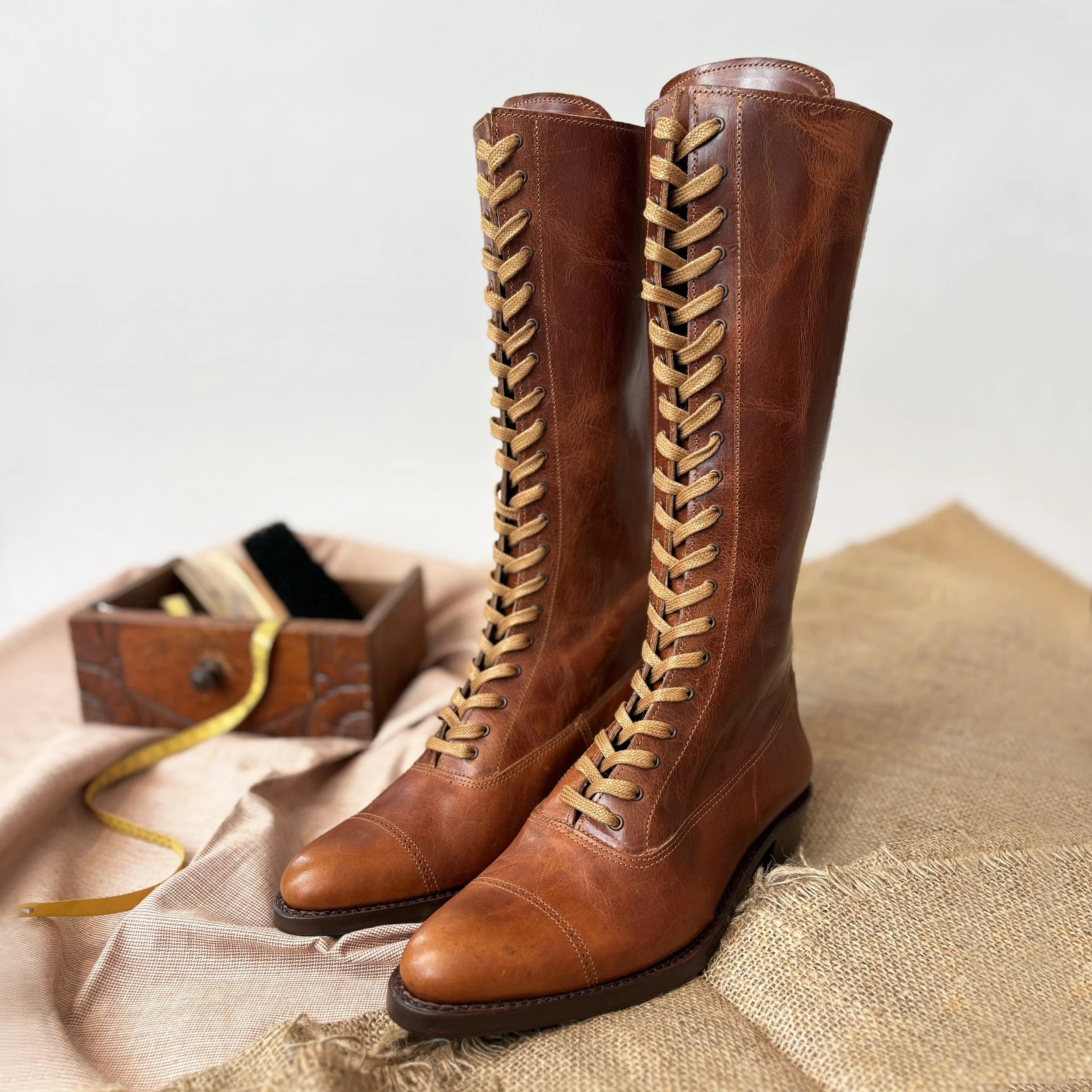 Ladies Edwardian Cycling Lace up Boots in Dark Tan