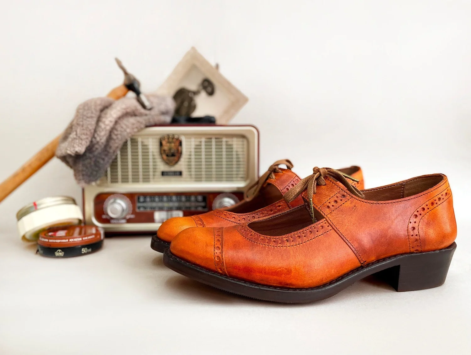 1930s Mary Janes (5 colours available) —