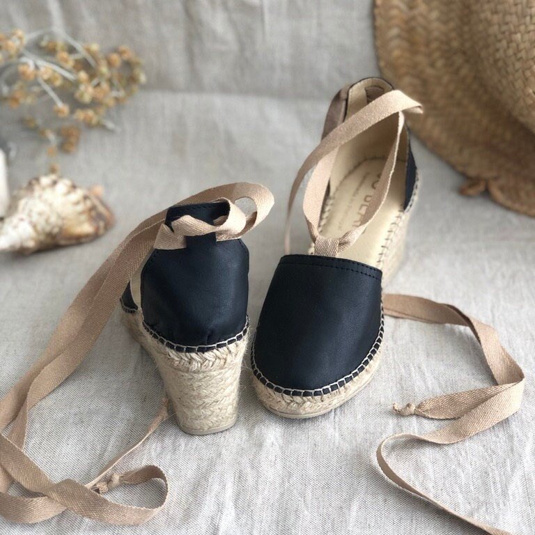 https://i.etsystatic.com/19464114/r/il/6ed18e/6115978386/il_fullxfull.6115978386_b2sz.jpg