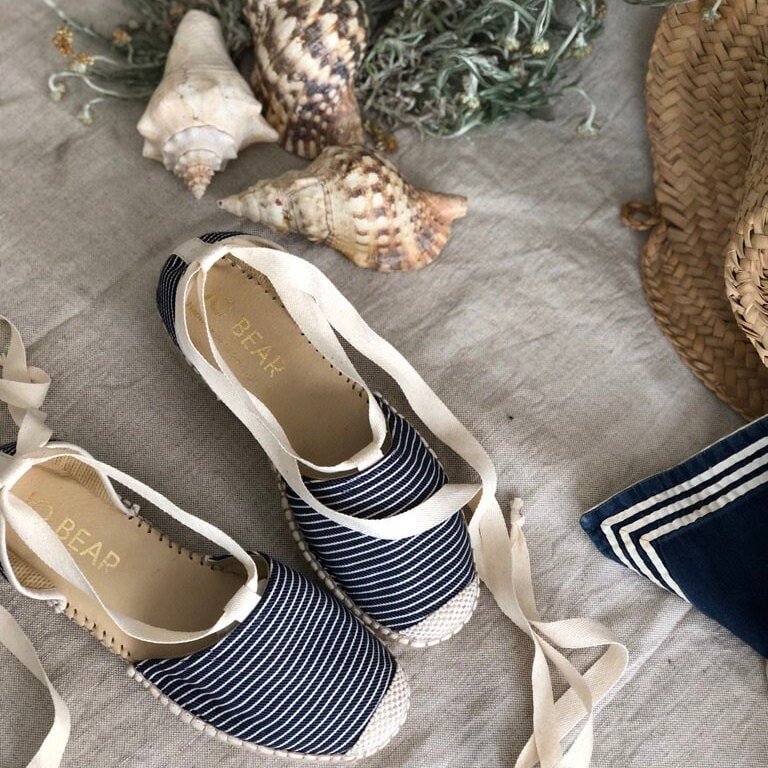 https://i.etsystatic.com/19464114/r/il/ee3451/6115682282/il_fullxfull.6115682282_egx4.jpg