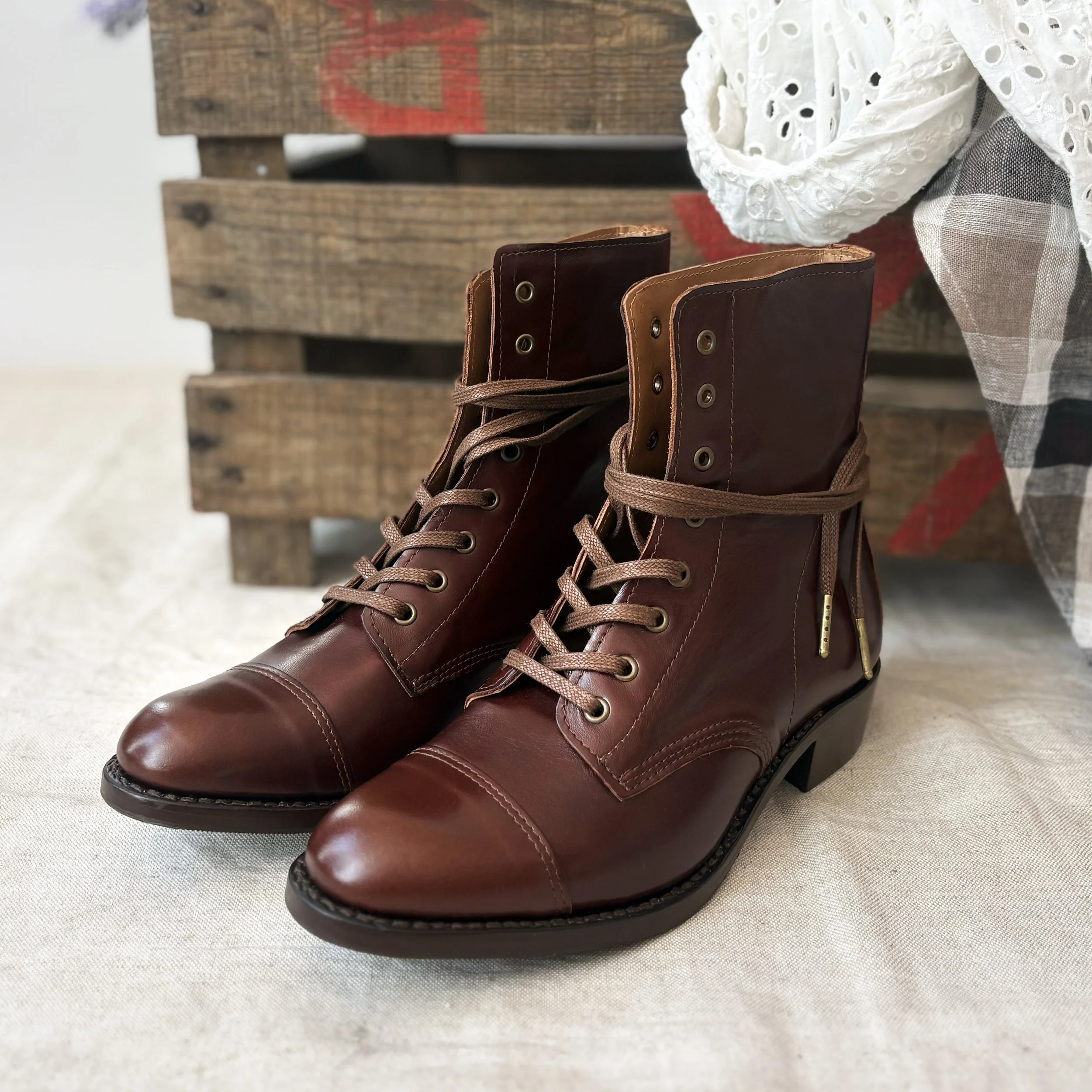 8 Hole ATS Service Boots WW2 Women's Lace up boots