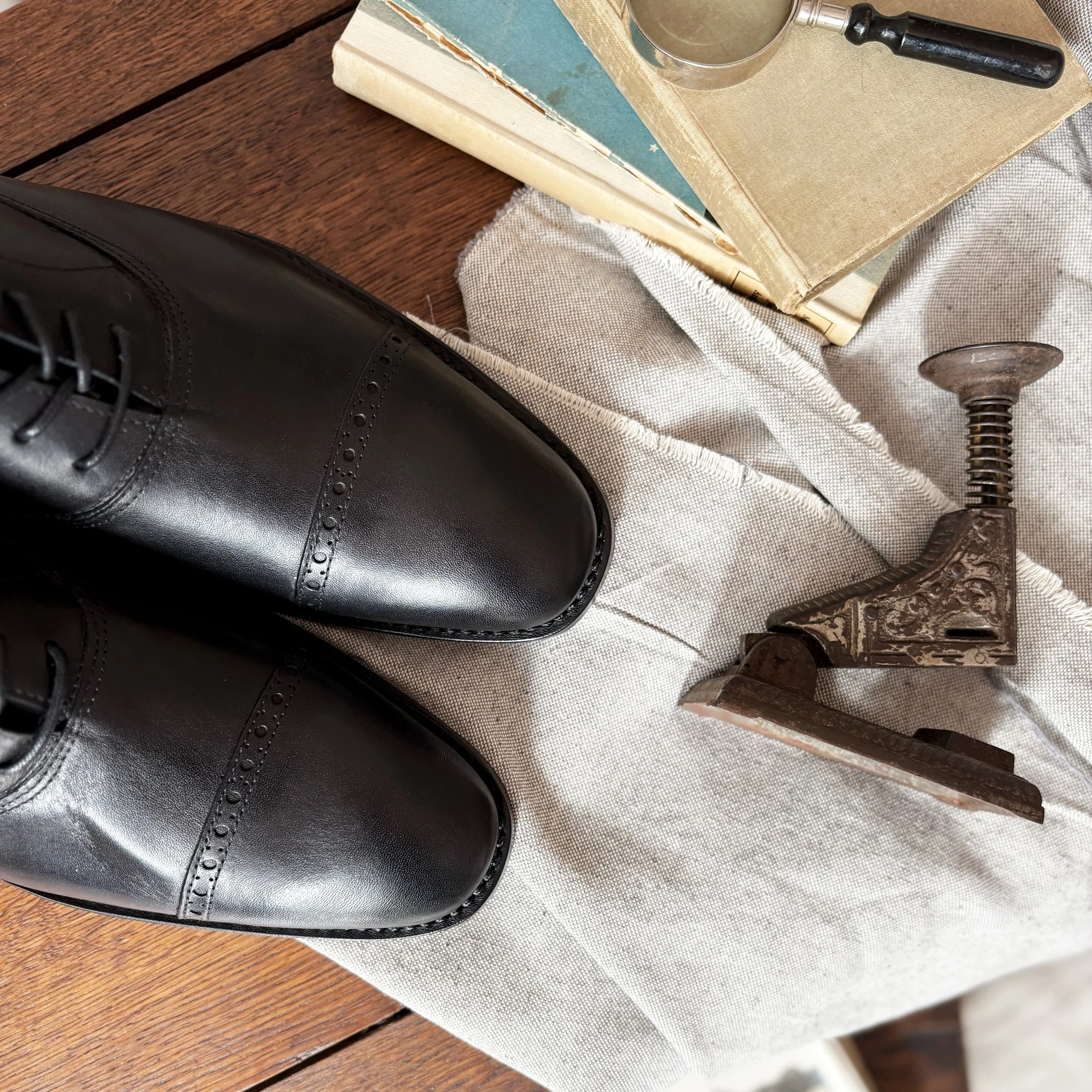 balmoral_leather_victorian4.jpg