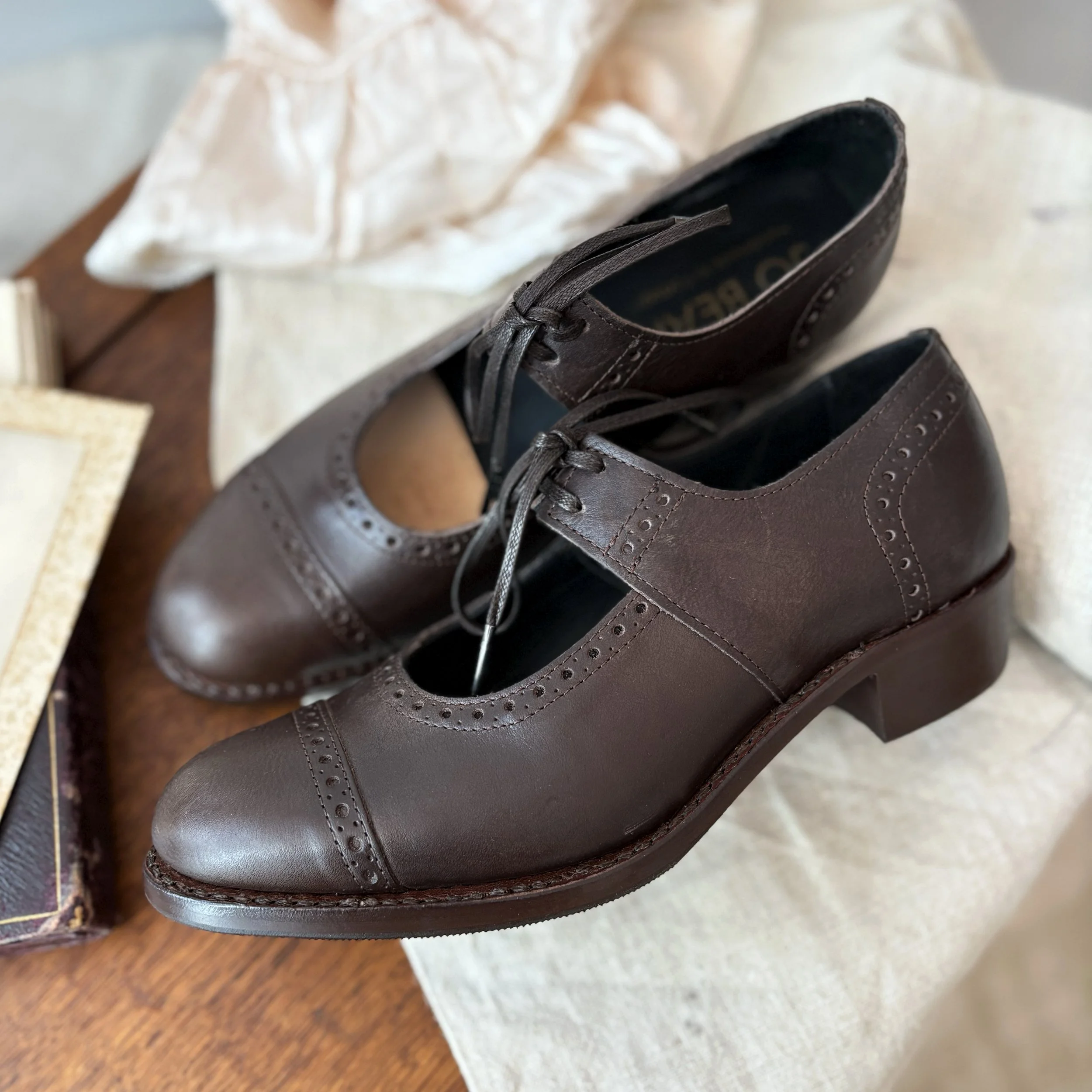 1930_mary_jane_darkest_brown7.jpg