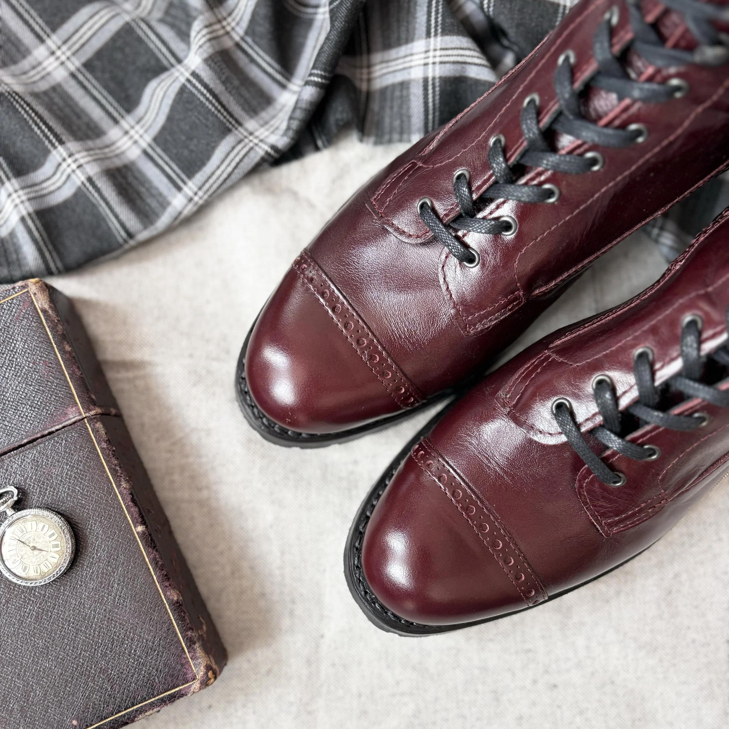 1930_tall_boots_vibram_sole_1.jpg