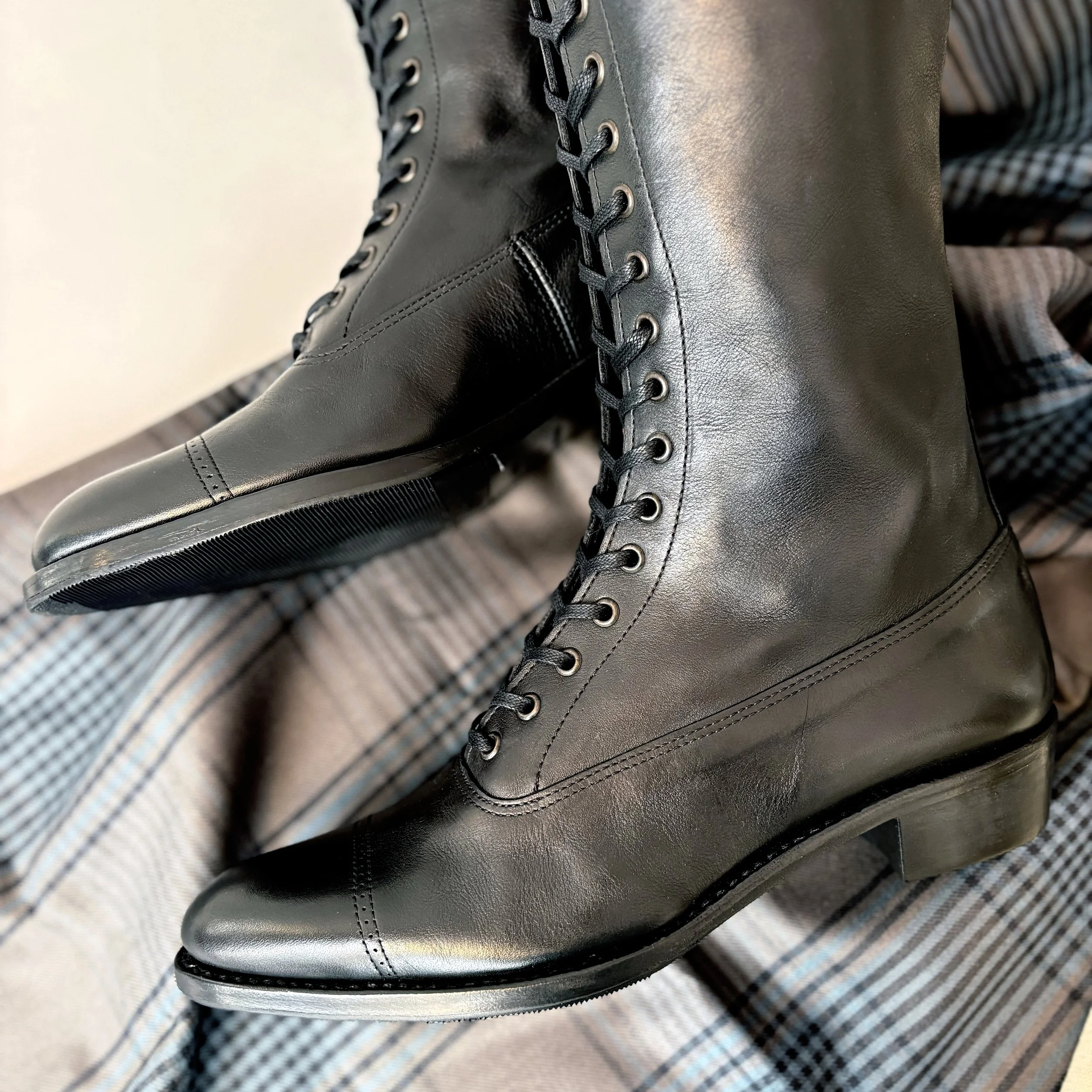 vicm2_tall_boots_black_4.jpg