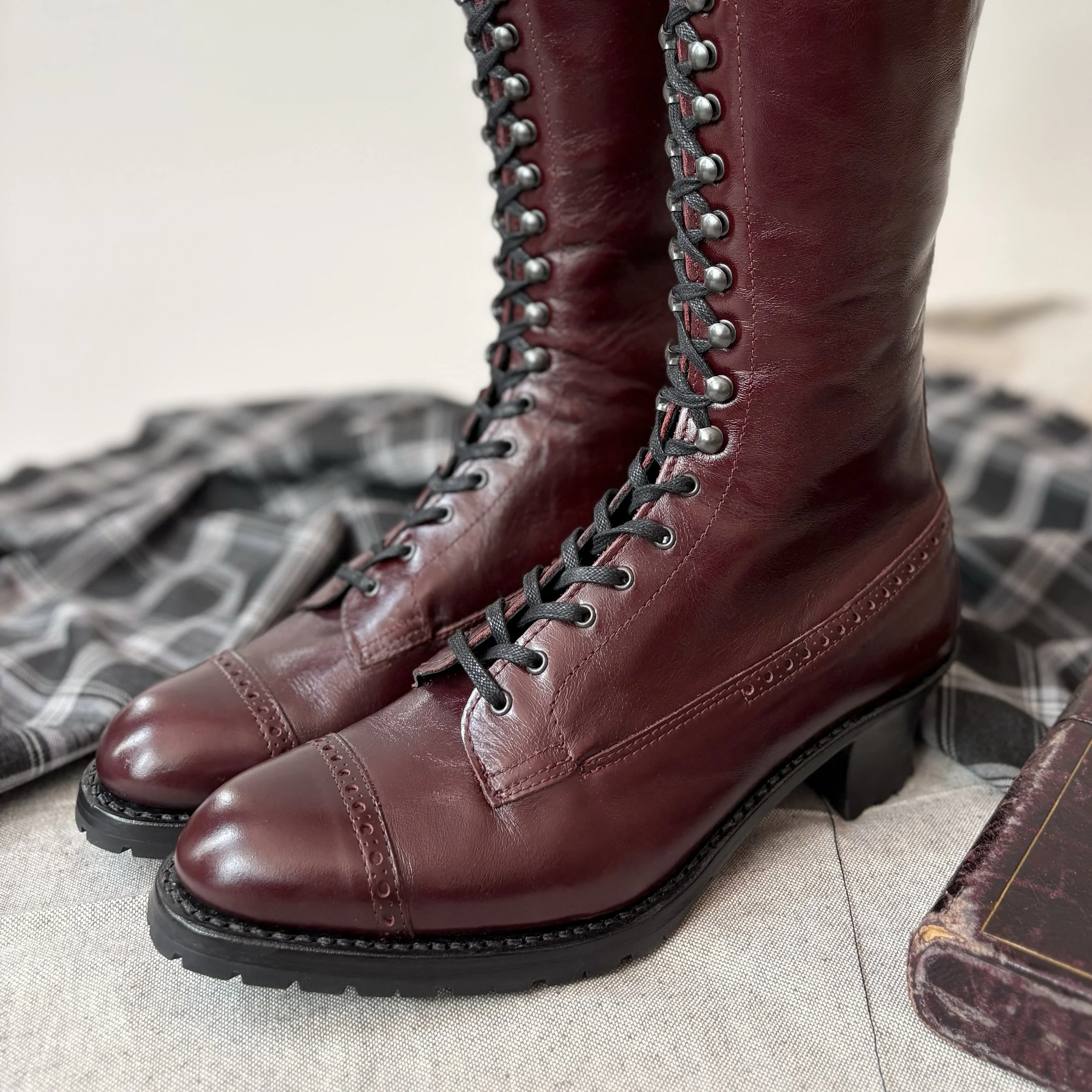 1930_tall_boots_vibram_sole_8.jpg