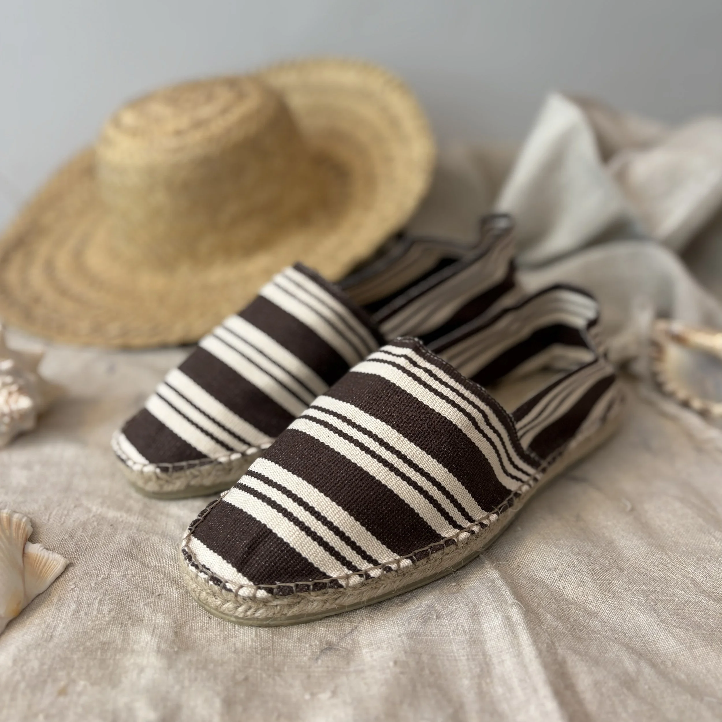 mens_espadrilles_2.jpg