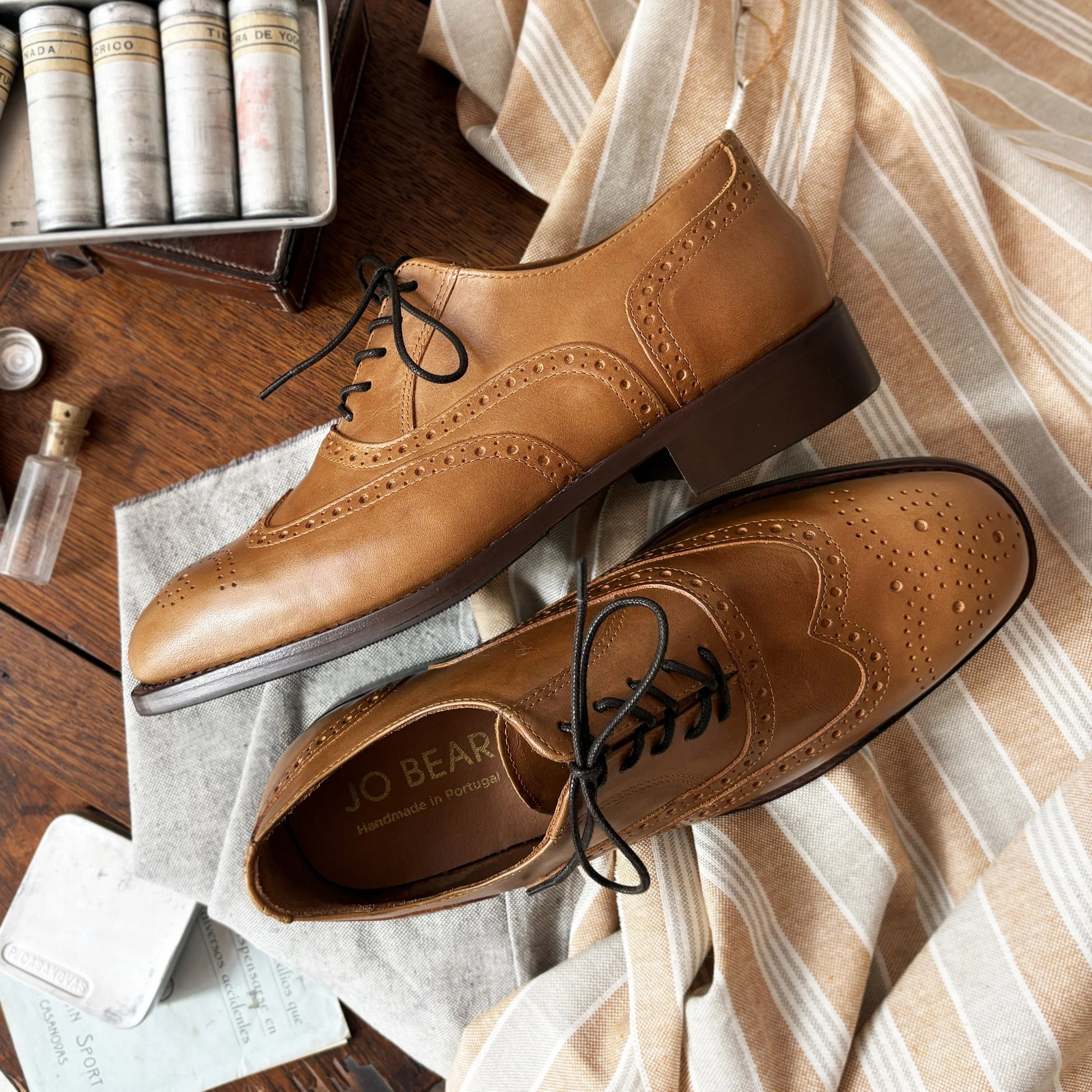 Tan Men's Wingtip Brogues oxford shoes