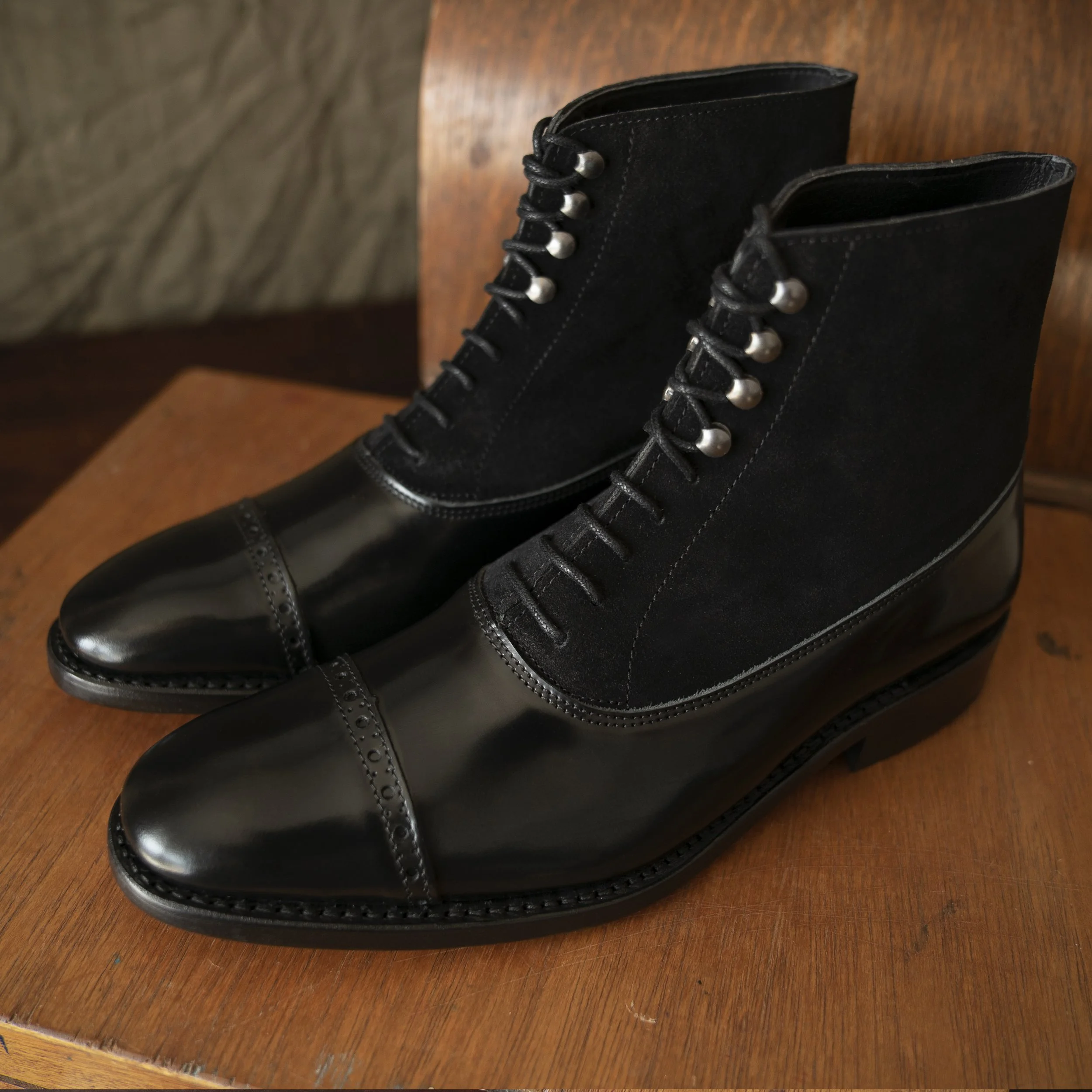 vico1_black_9.jpg