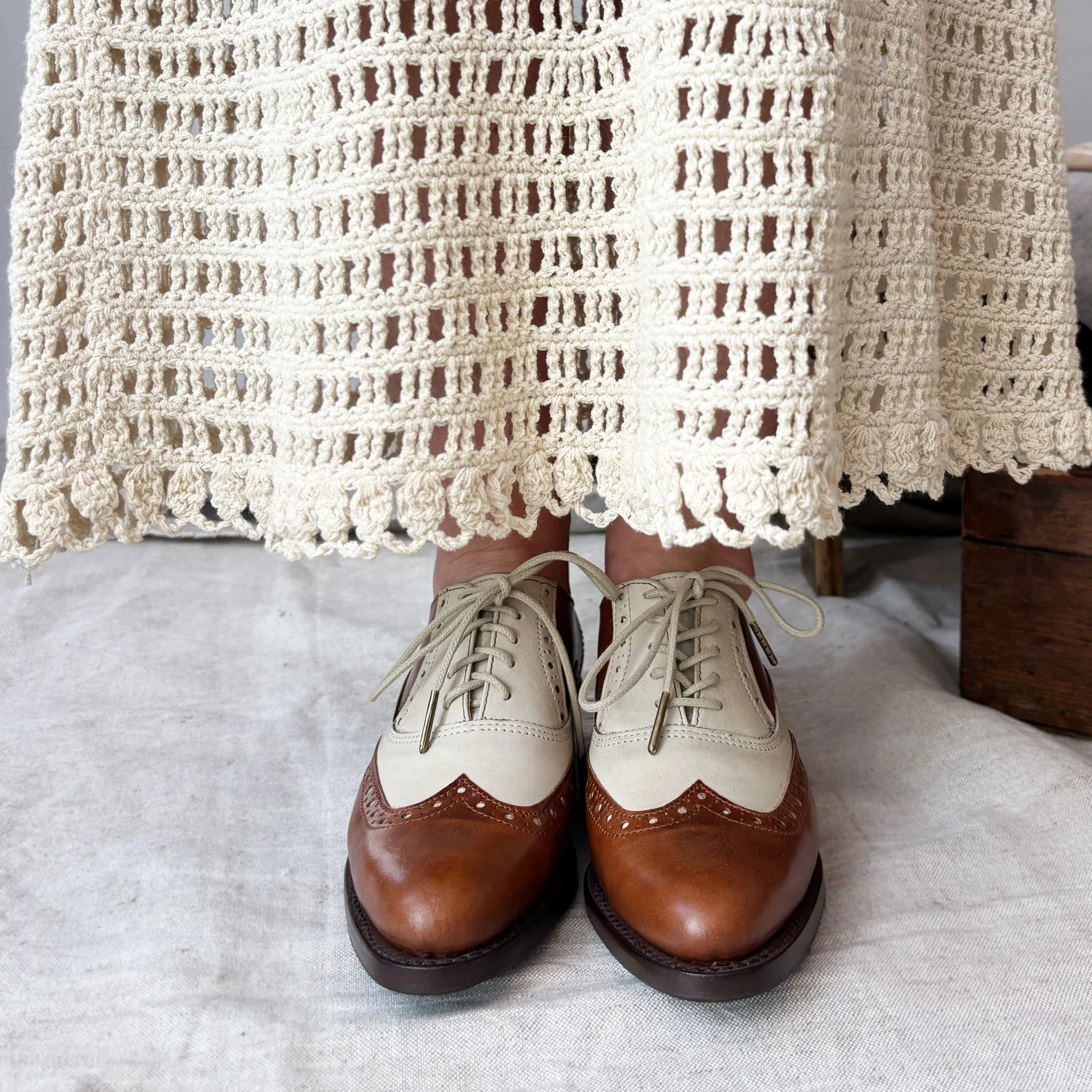 wingtip_two_tone_modeled8.jpg
