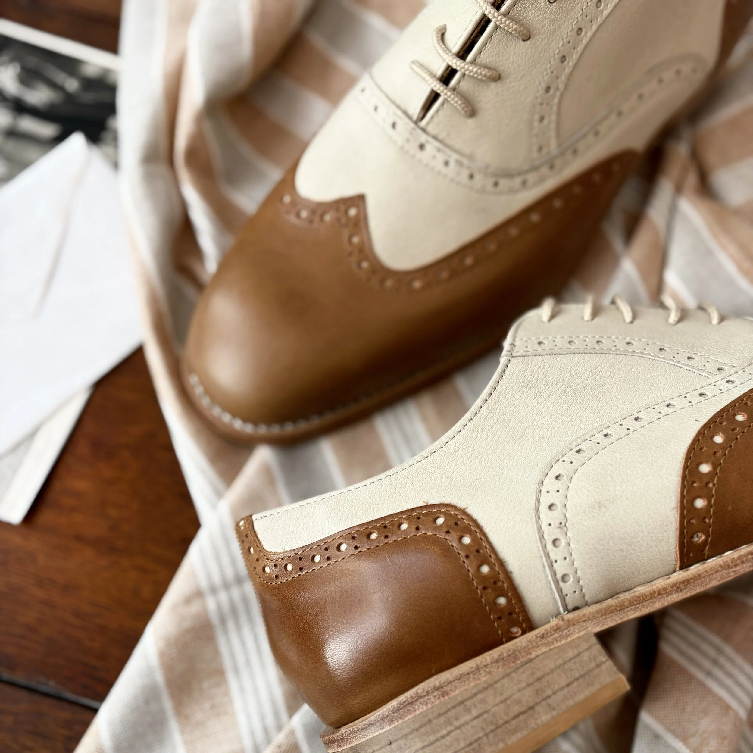 Stone and Tan Men's Spectator Wingtip Brogues