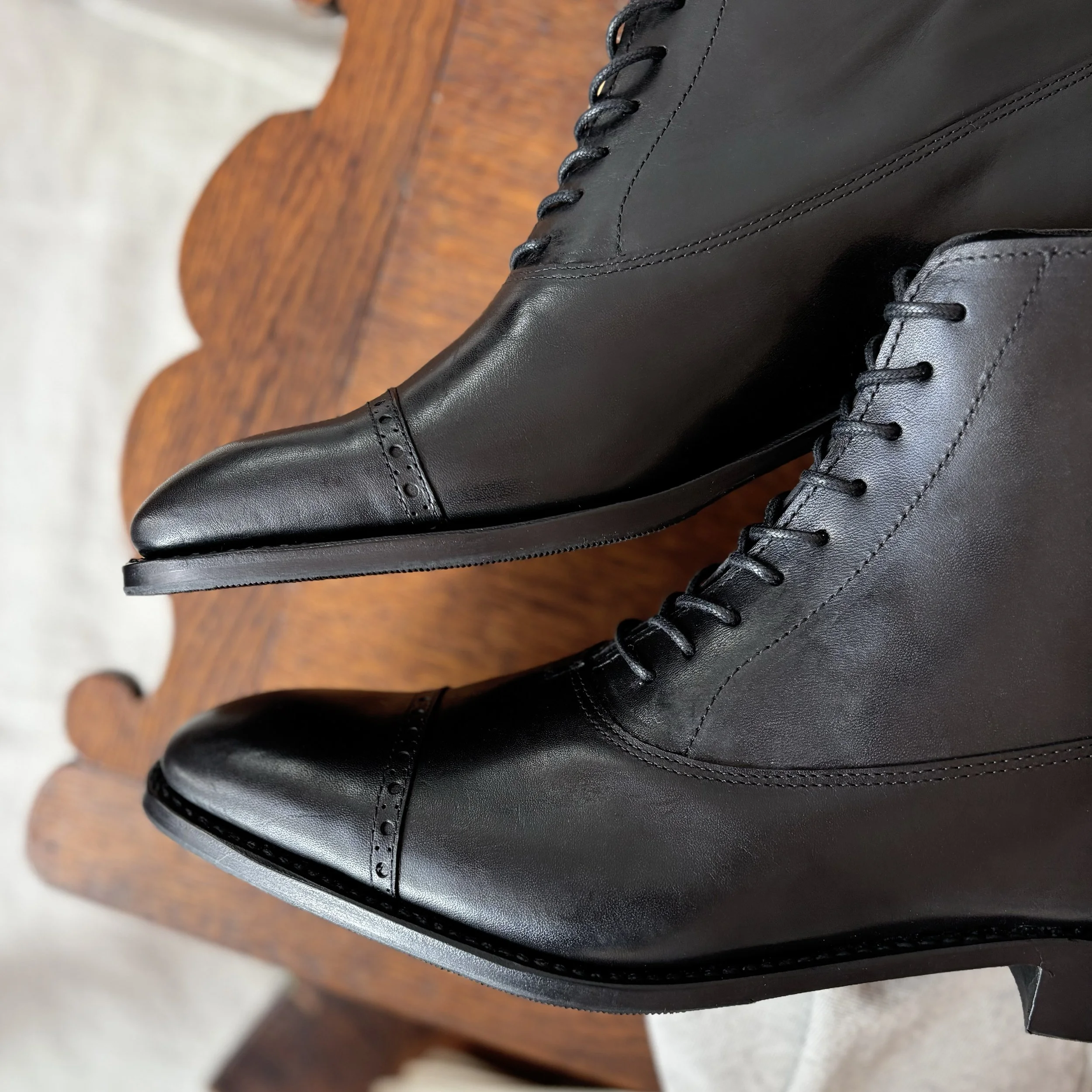 balmoral_leather_victorian5.jpg