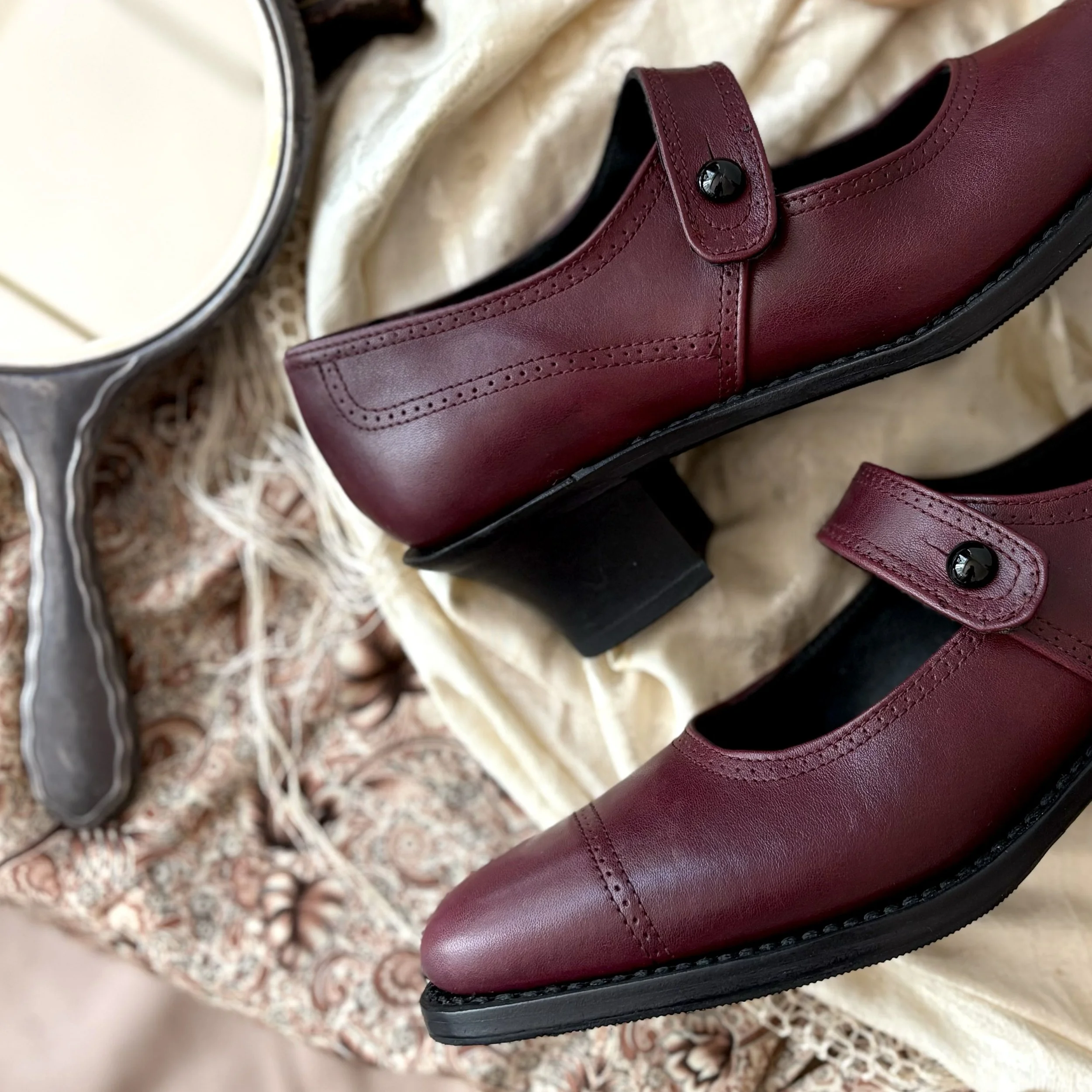 1920_maryjane_aubergine.jpg